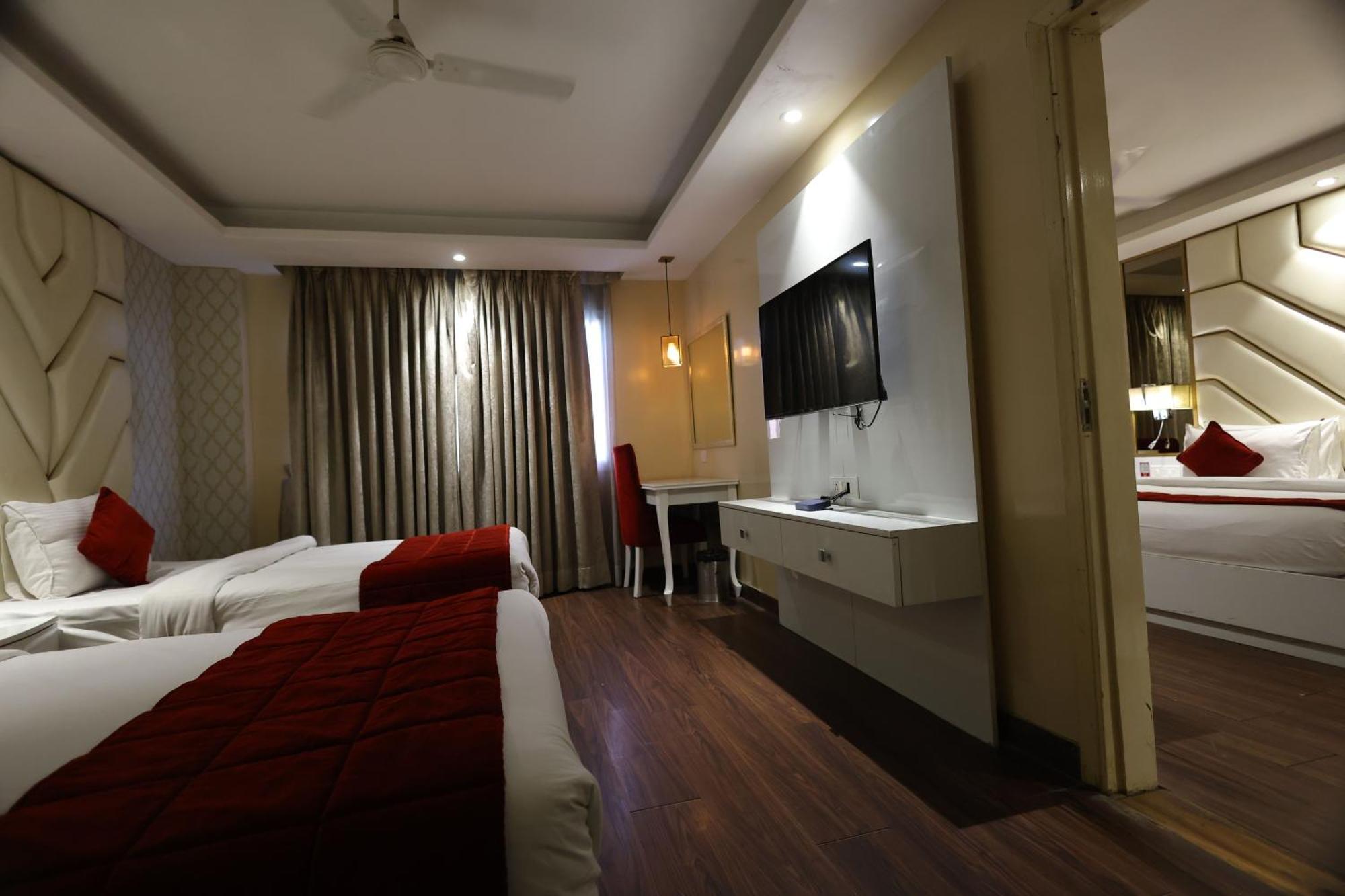 Hotel Airport Ramhan Palace Mahipalpur 4*
