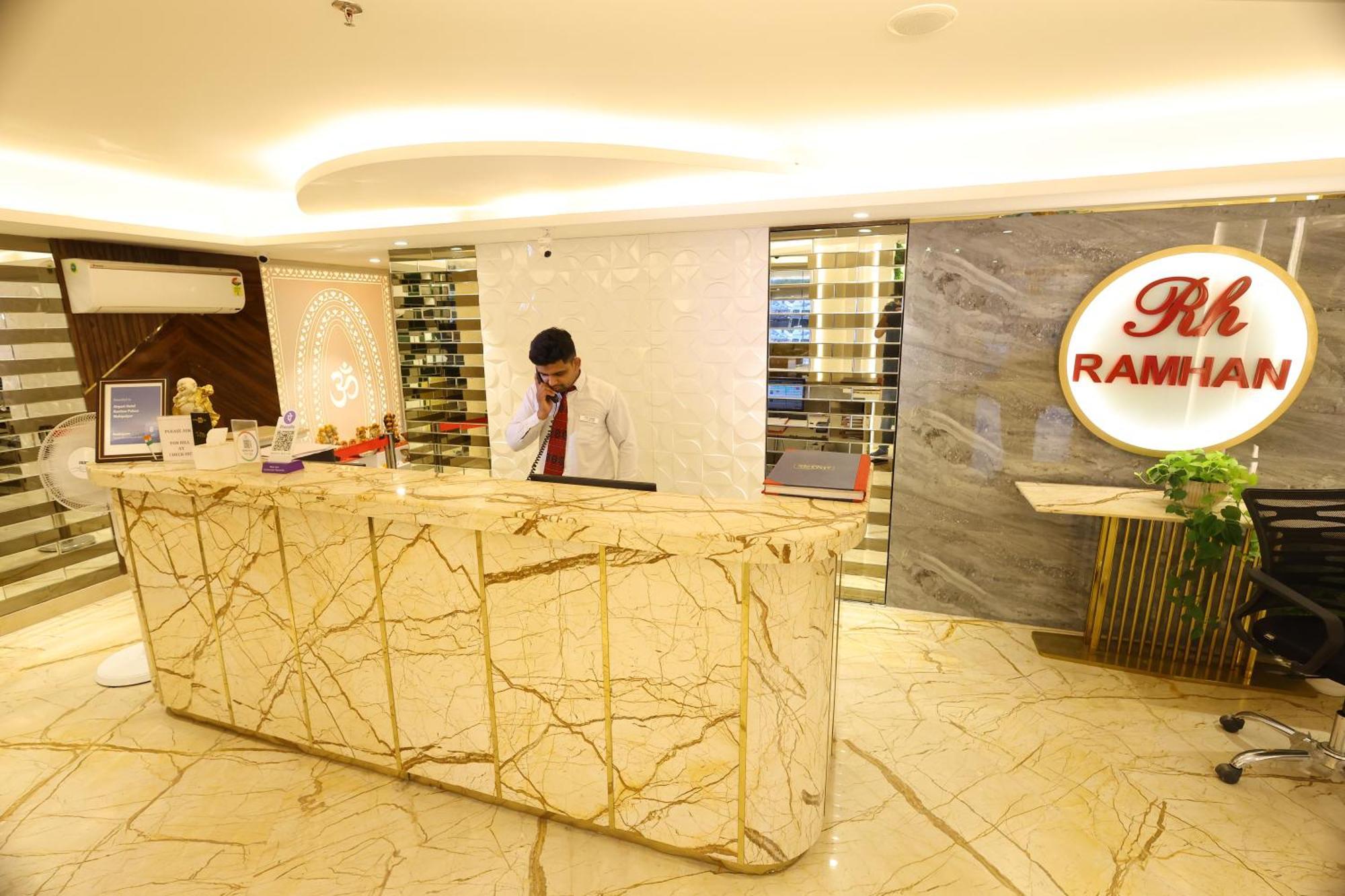 Airport Ramhan Palace Mahipalpur New Delhi