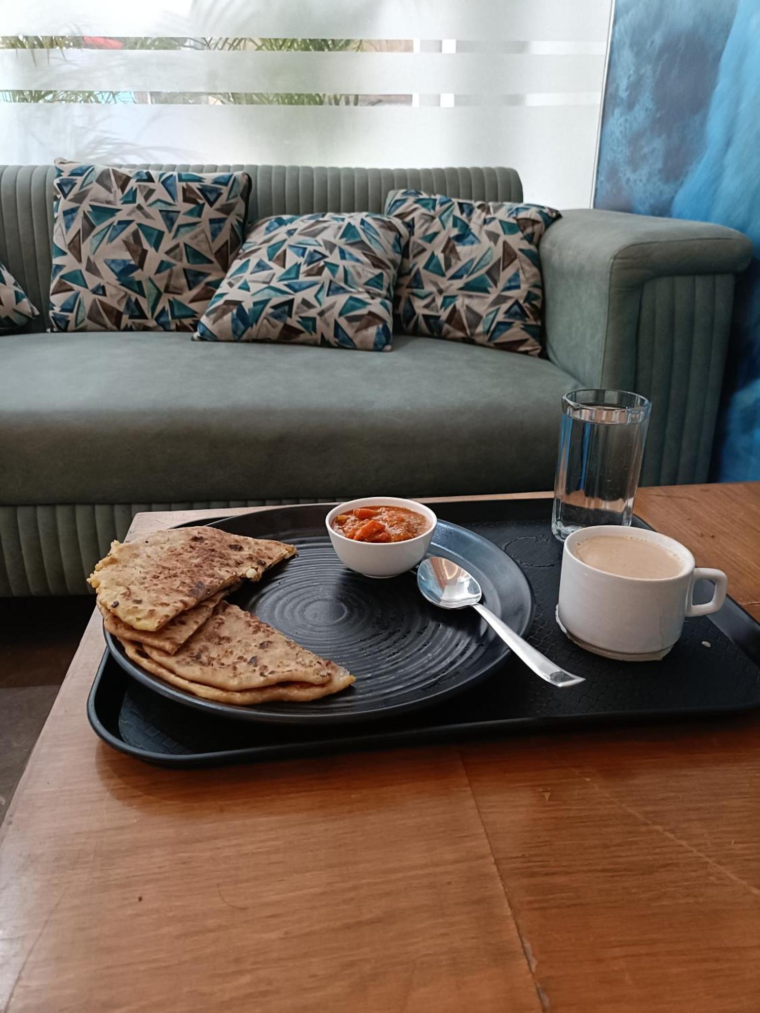 Ambs Plaza Near Igi Airport Delhi Nova Deli