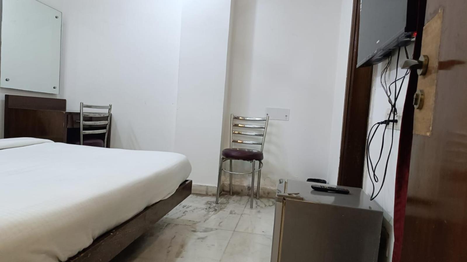 Hotel Hotel East Inn - Patel Nagar