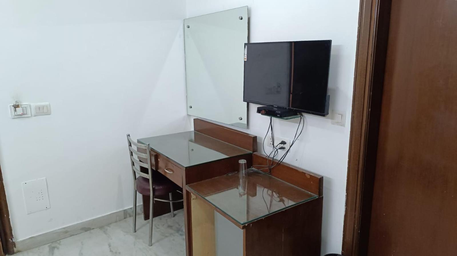 Hotel Hotel East Inn - Patel Nagar 3*
