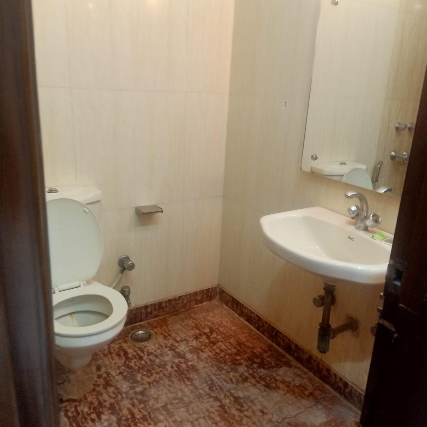 Hotel East Inn - Patel Nagar Hotel New Delhi