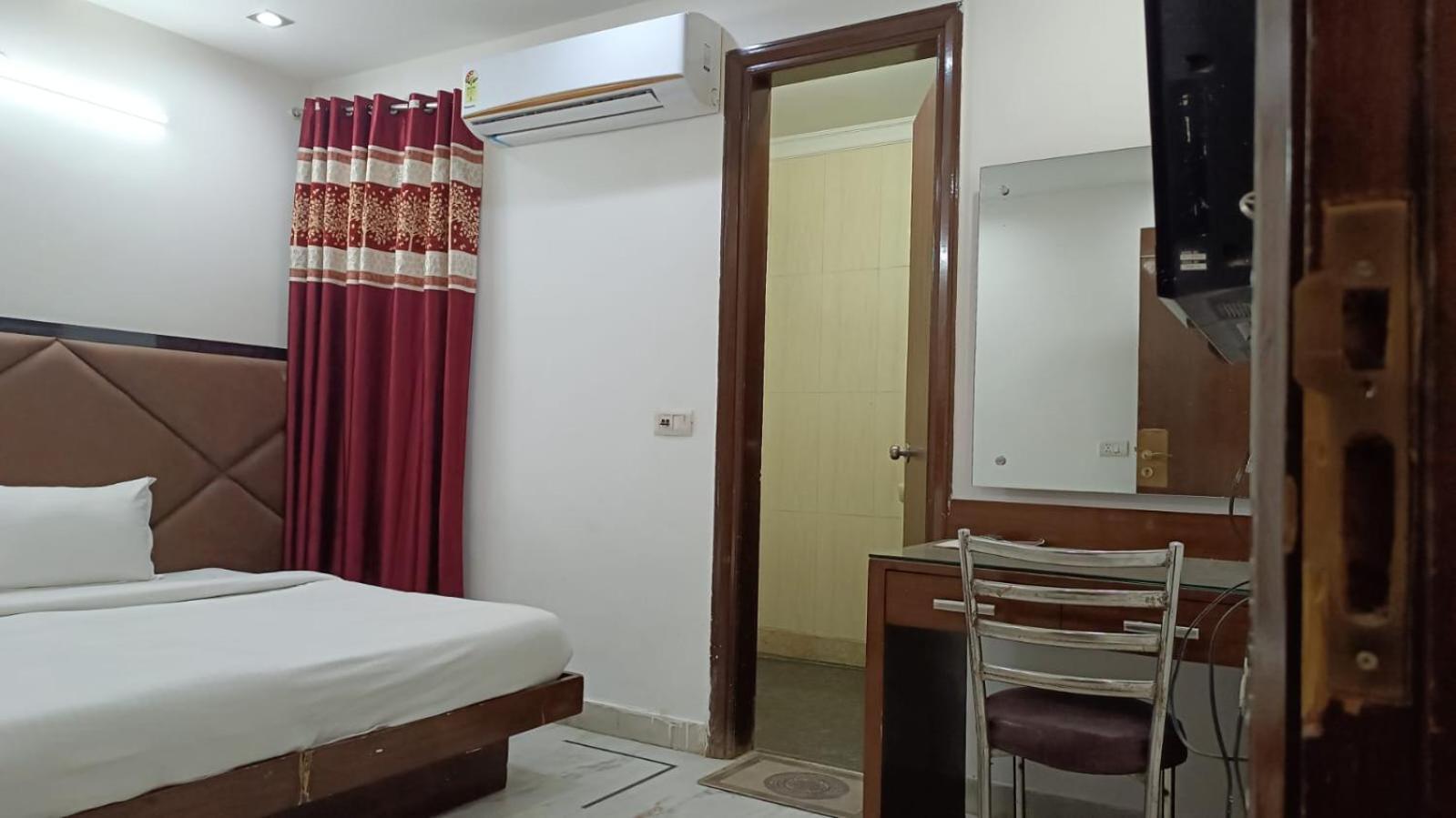 Hotel East Inn - Patel Nagar 3* New Delhi