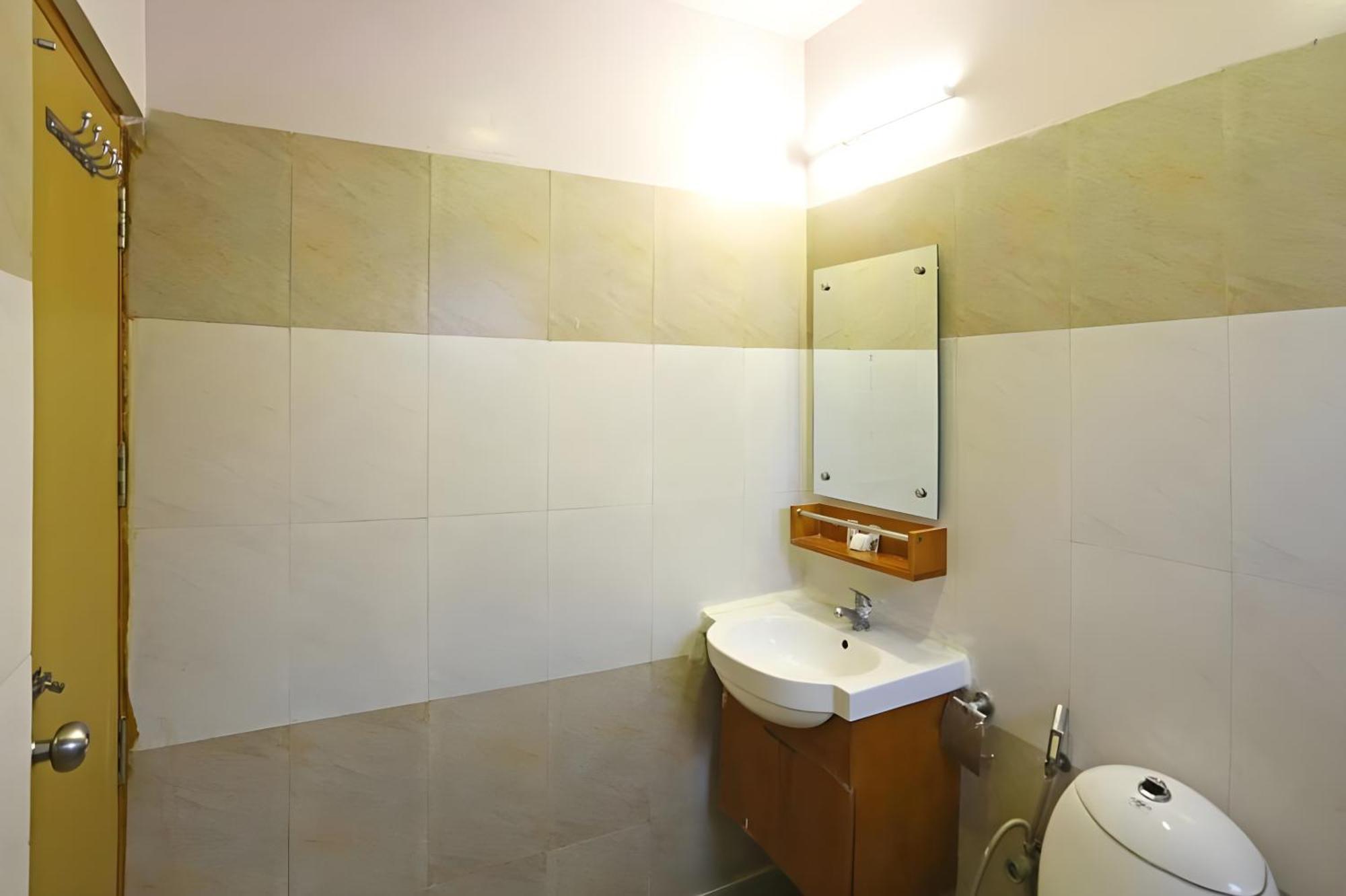 Hotel King Plaza Near Igi Airport Nova Deli