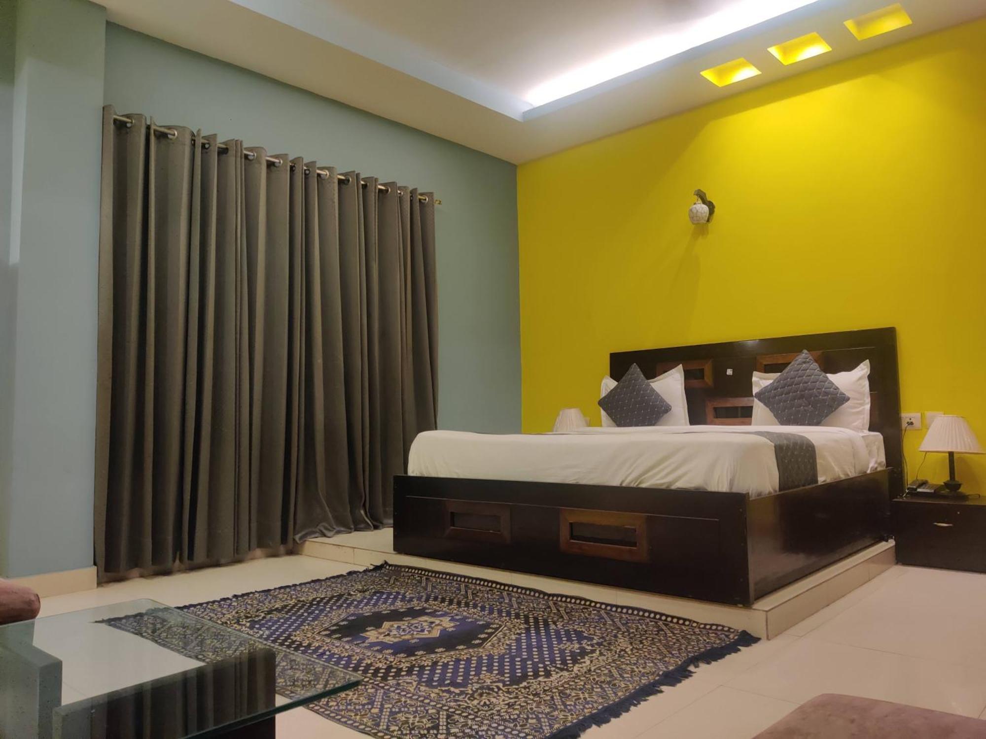 Delhi Airport Plaza Igi Airport Hotel 3*