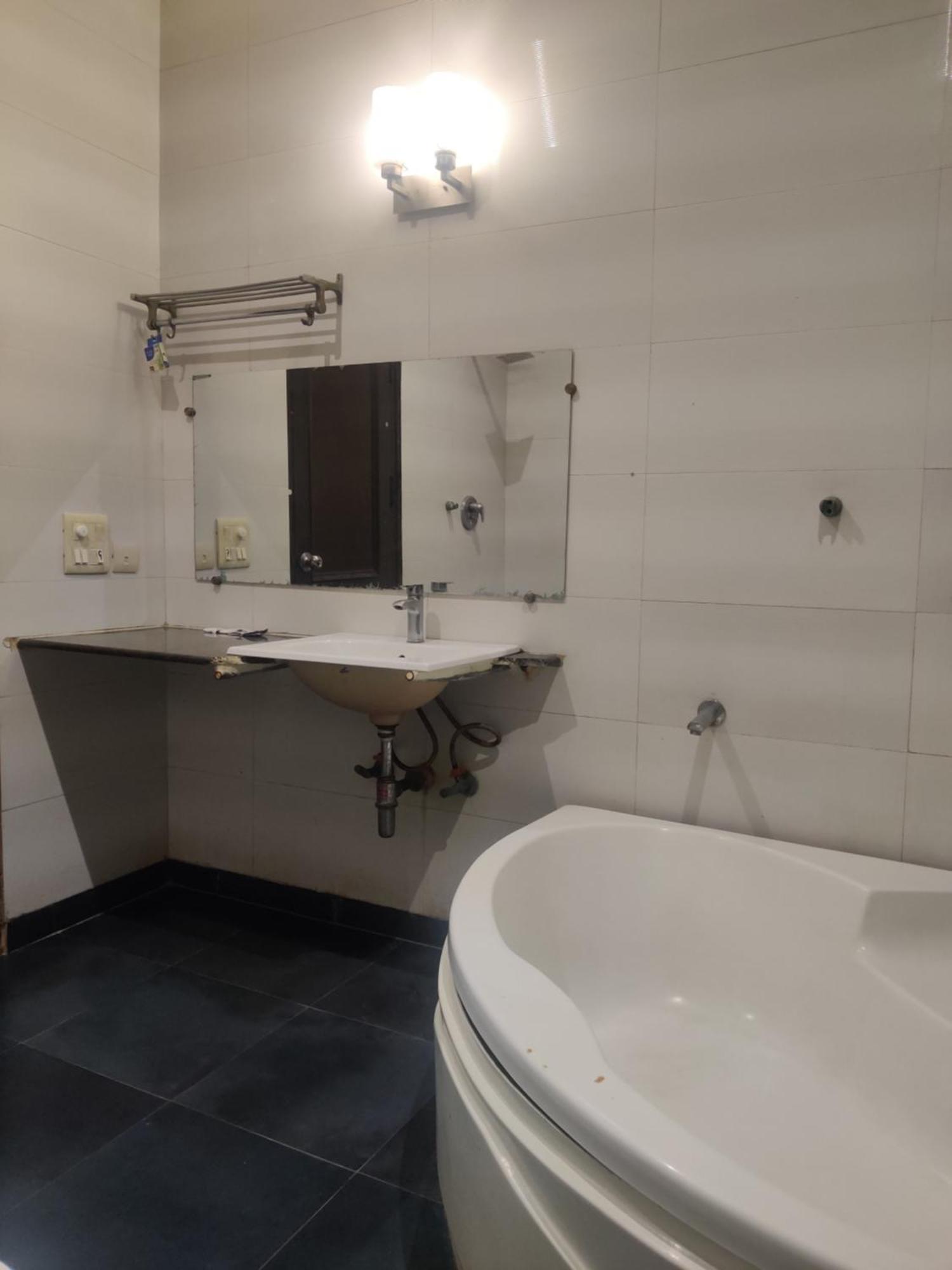 Delhi Airport Plaza Igi Airport 3*