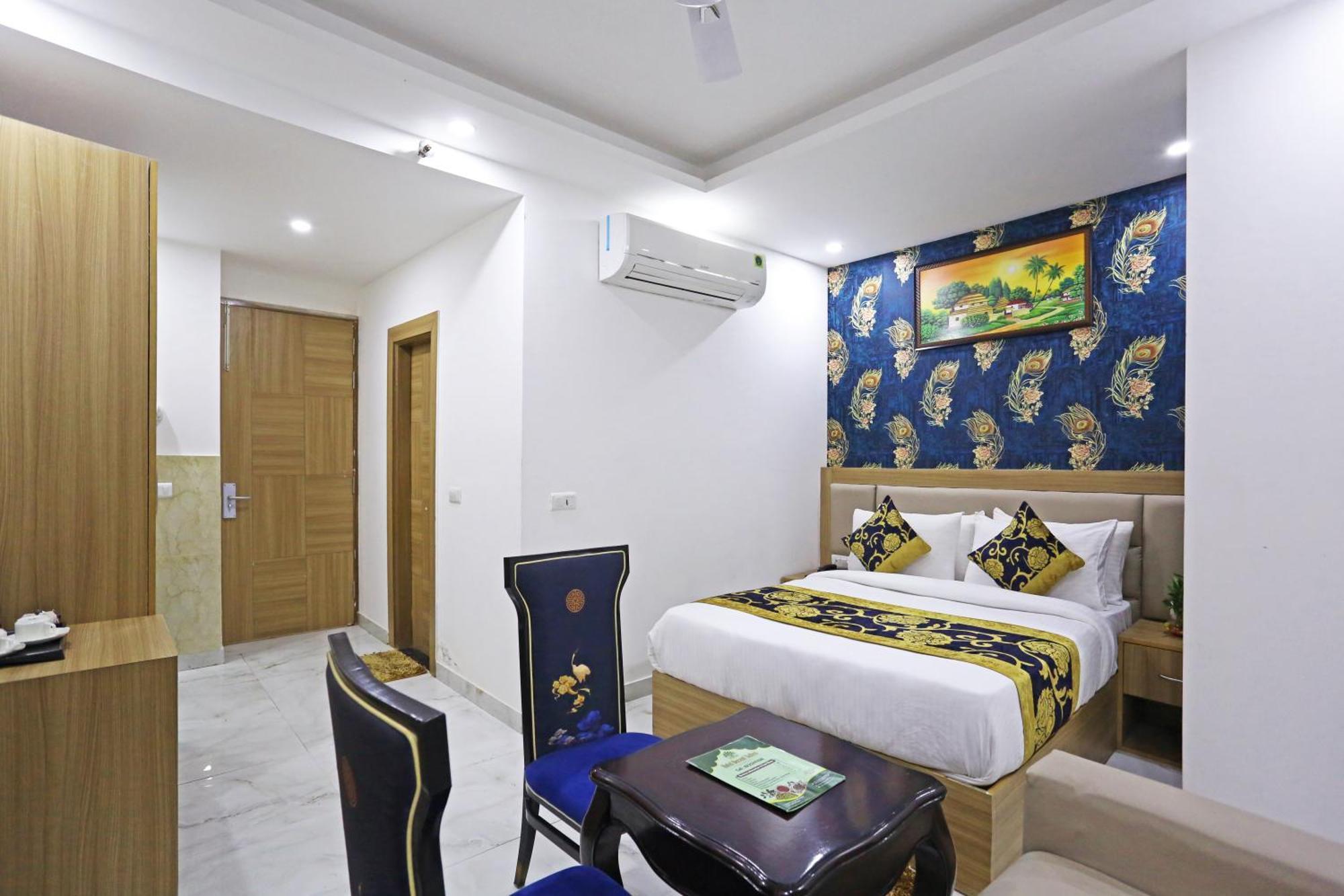Decent Suites Inn- Mahipalpur, Delhi Airport, Aerocity 4* New Delhi
