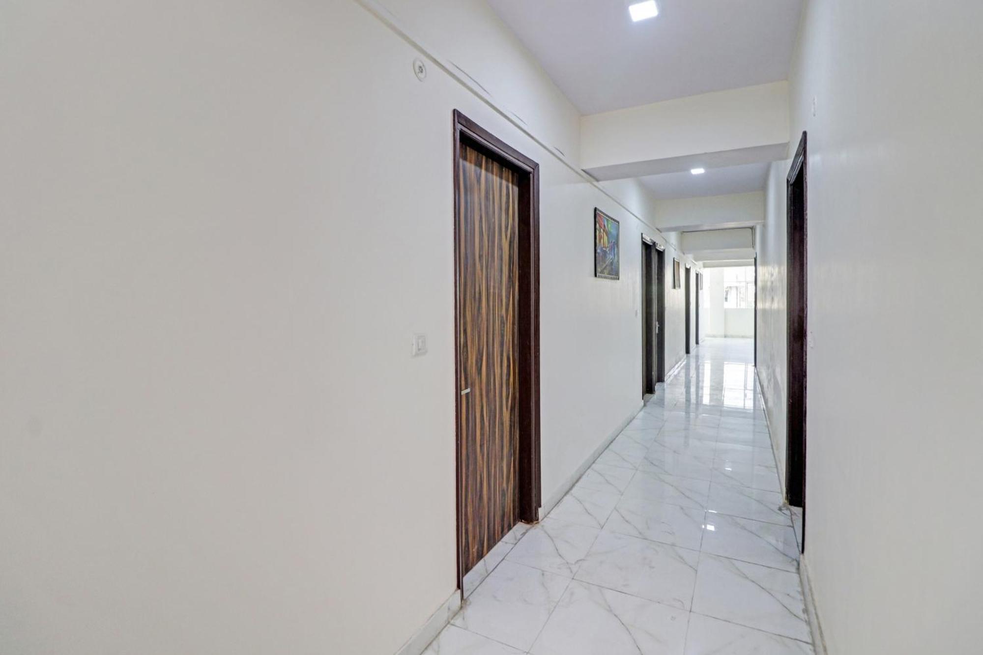 O Town Plaza 4* Delhi (National Capital Territory of India)