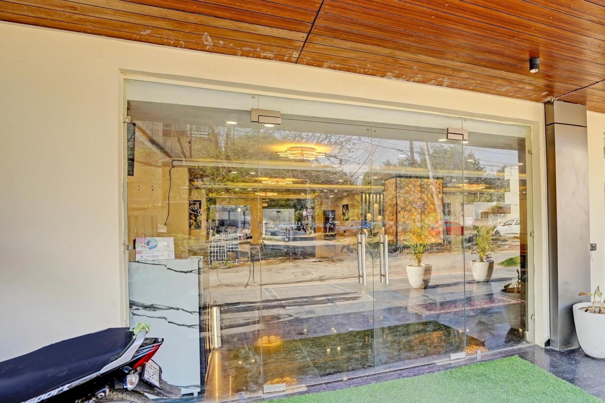 Hotel Tela Near Igi Airport Delhi New Delhi