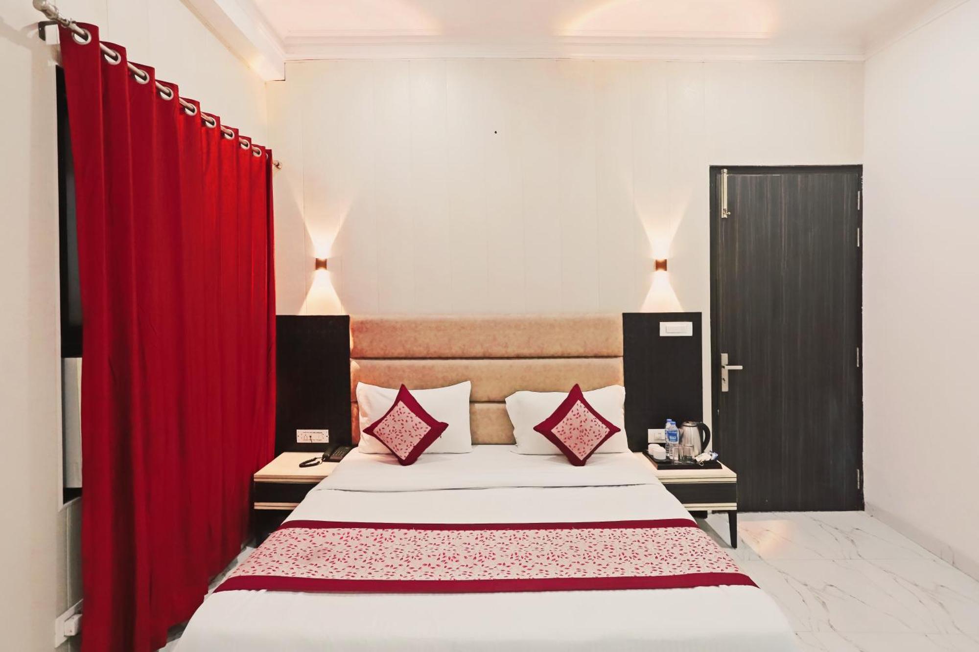 Almora - Near By Delhi International Airport - With Free Airport Pickup And Drop