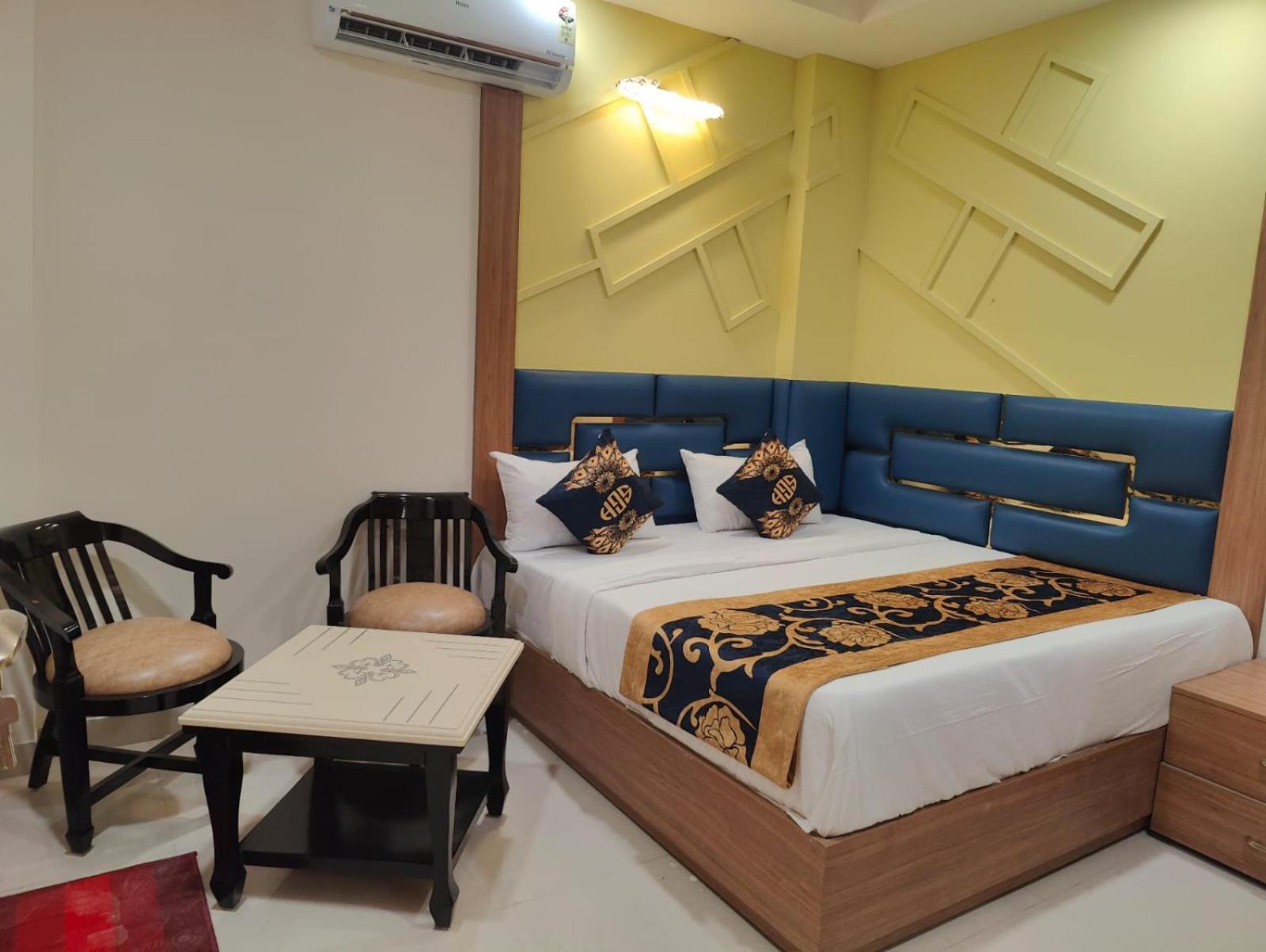 Hotel Nova Suites-delhi Airocity 5*