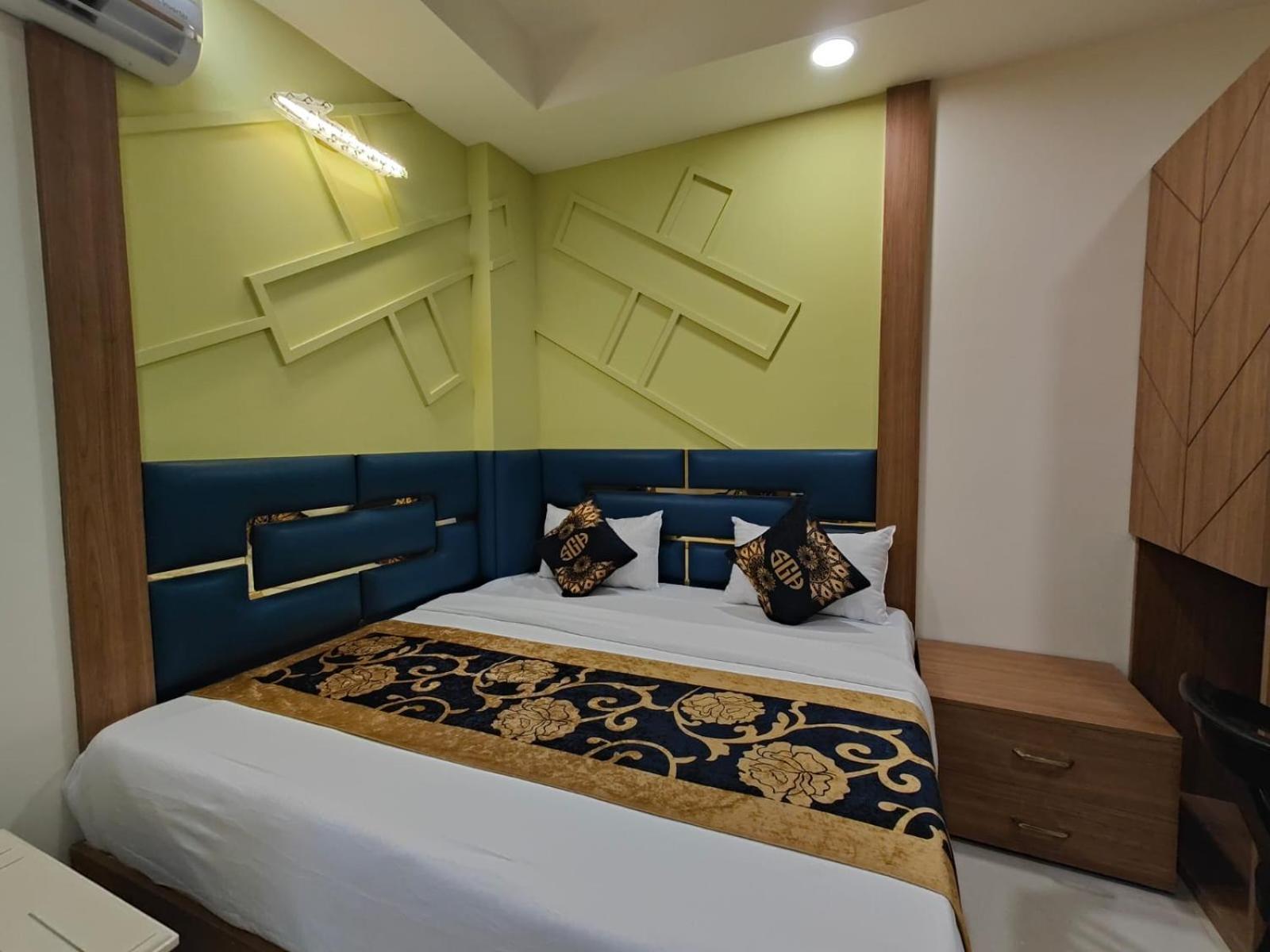 Hotel Nova Suites-delhi Airocity New Delhi