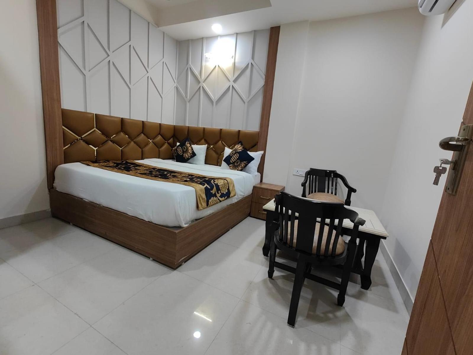 Nova Suites-delhi Airocity