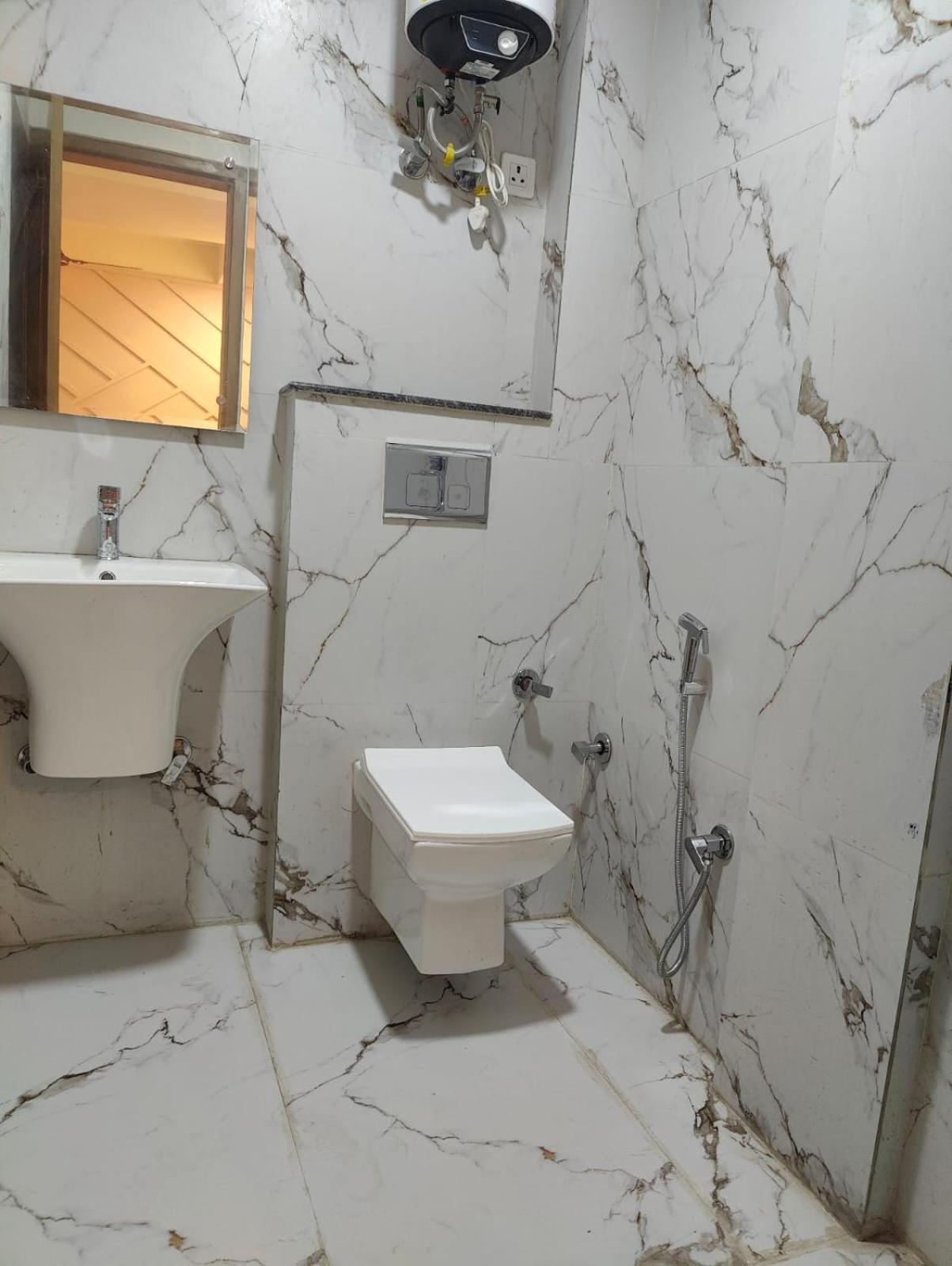Nova Suites-delhi Airocity Hotel New Delhi