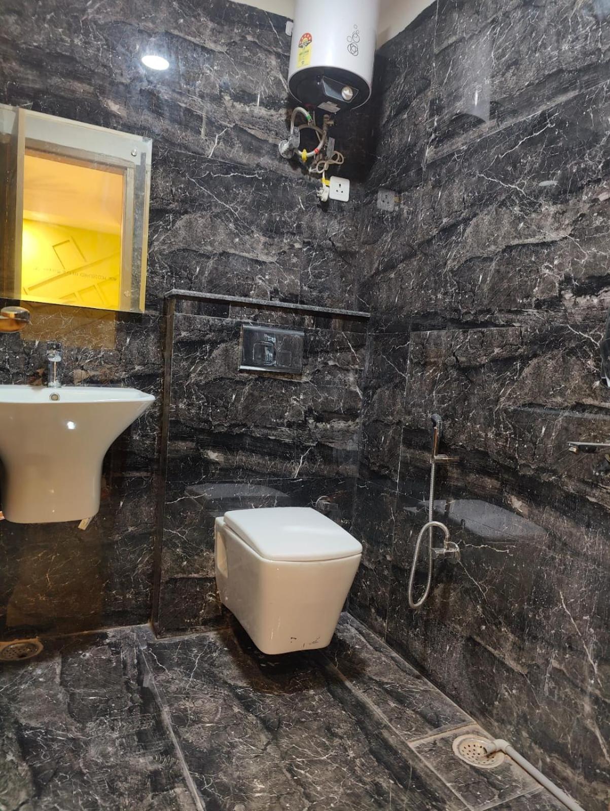 Nova Suites-delhi Airocity Hotel New Delhi