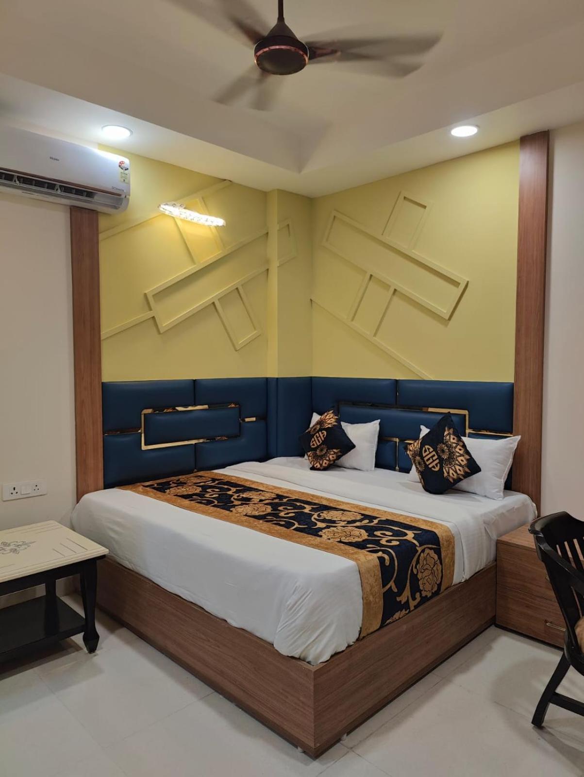 Hotel Nova Suites-delhi Airocity