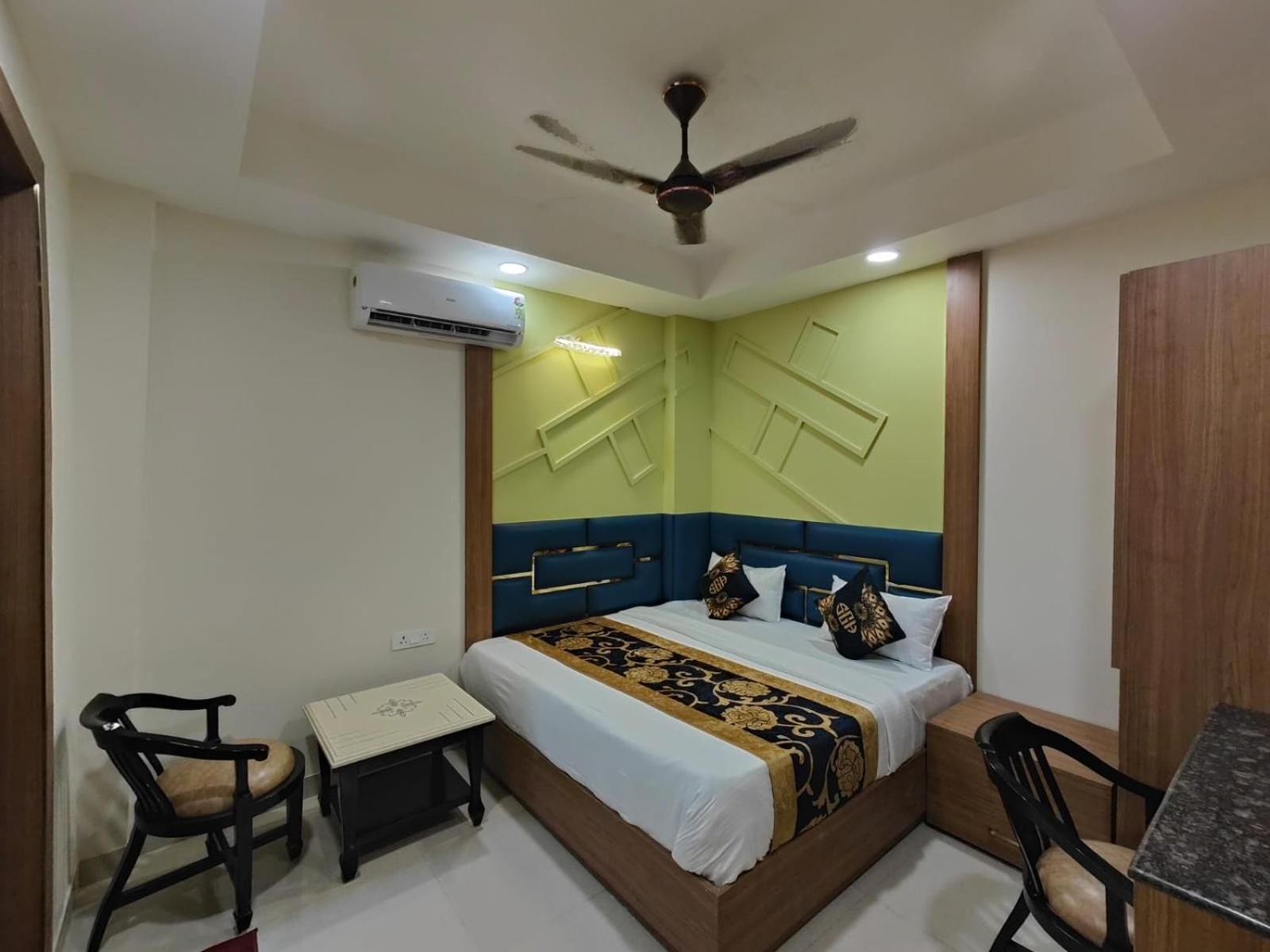 Nova Suites-delhi Airocity Hotel New Delhi