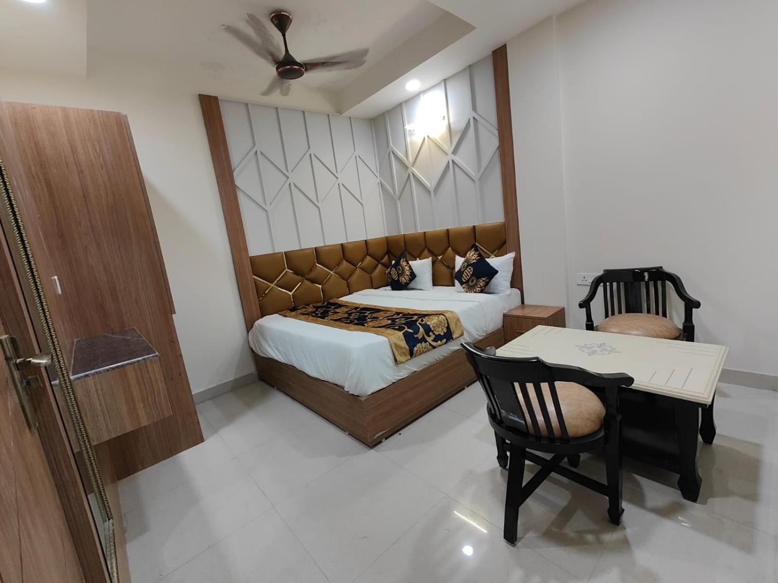 Nova Suites-delhi Airocity Hotel 5*