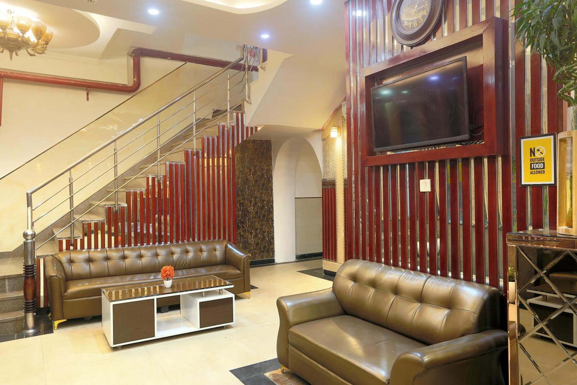 Luxury Near Delhi International Airport Hotel 4*