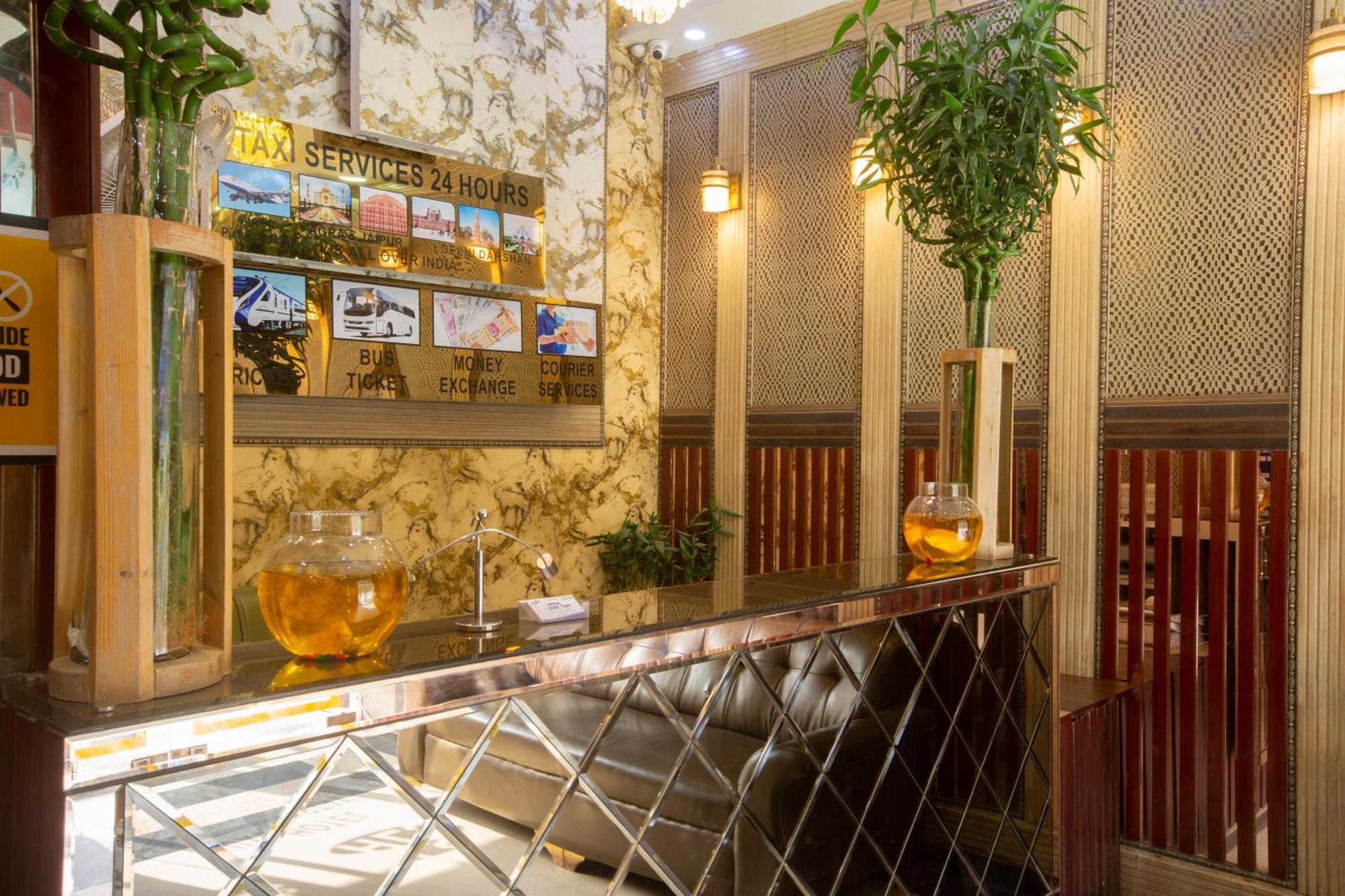 Luxury Near Delhi International Airport Hotel 4*