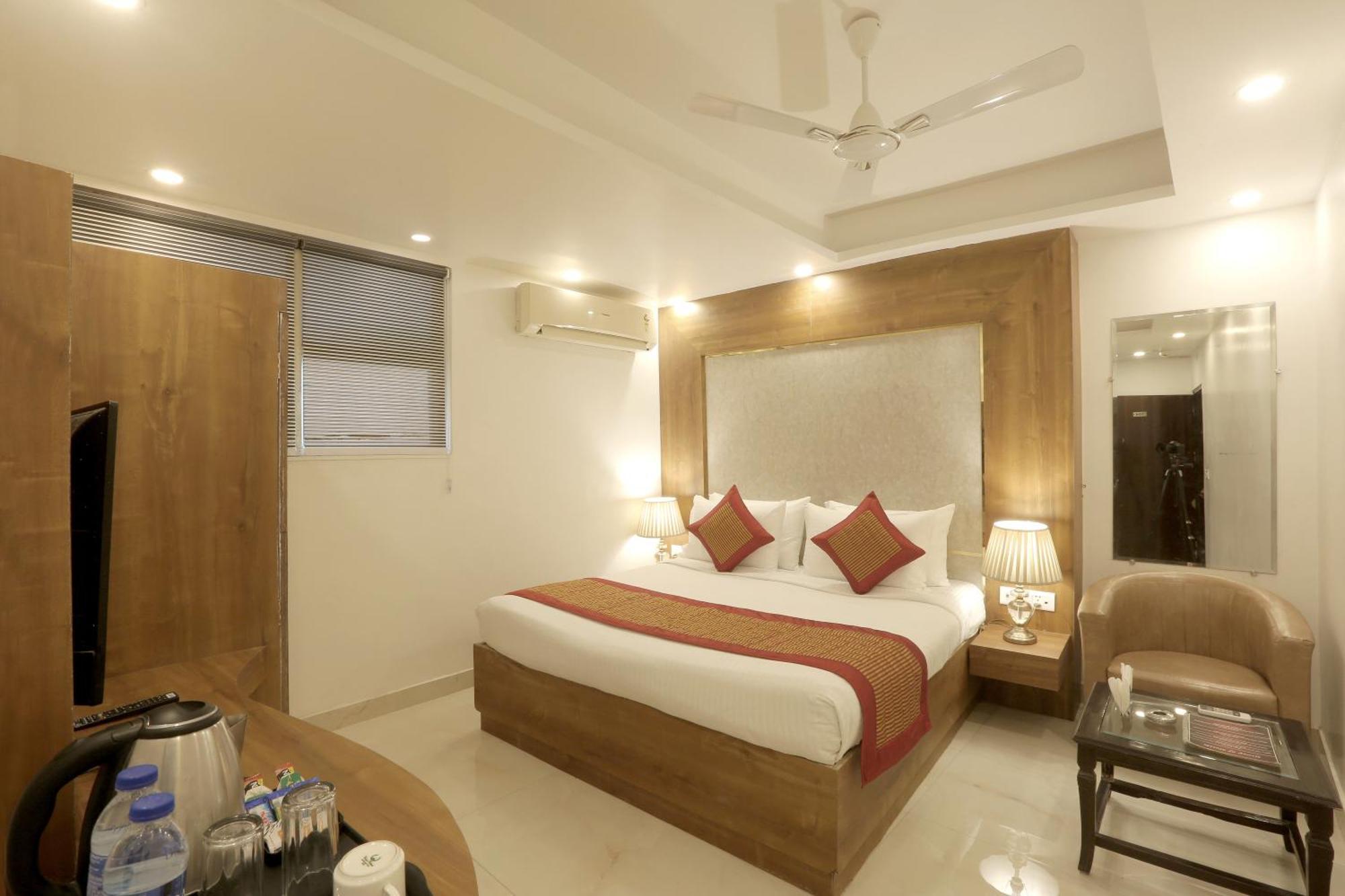 Luxury Near Delhi International Airport 4* Nova Deli