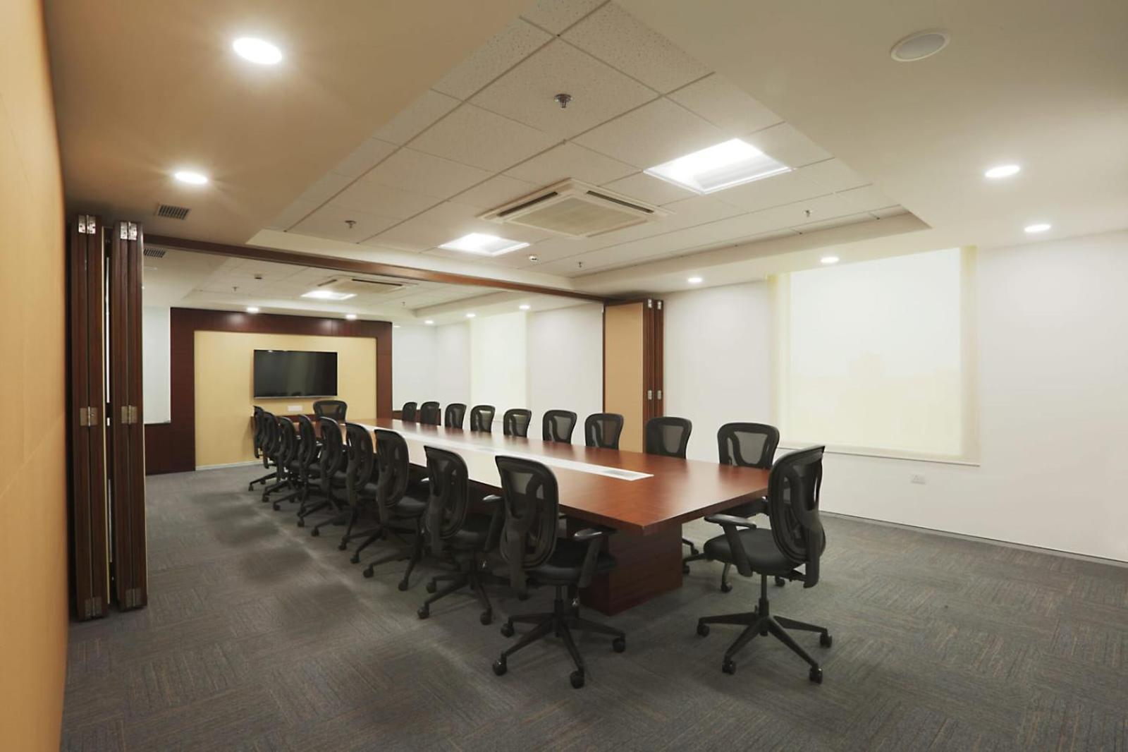 Park Tree Igi Airport By Unit Of Prithvi Palace With Free Airport Transsfer Hotel