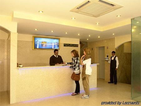 Maank Hotel
