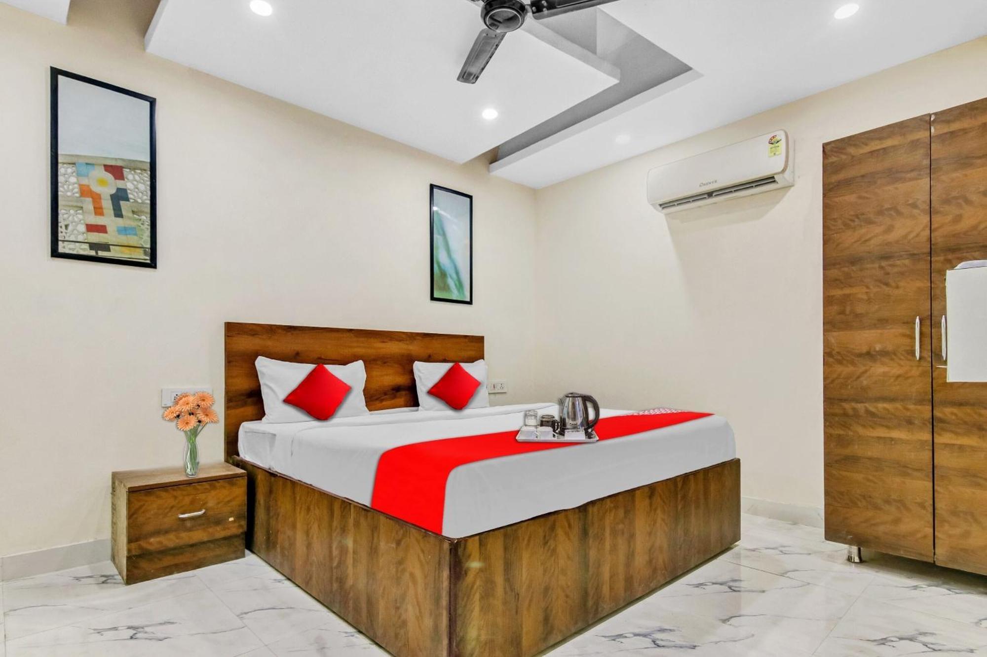 Flagship Olive 3* New Delhi