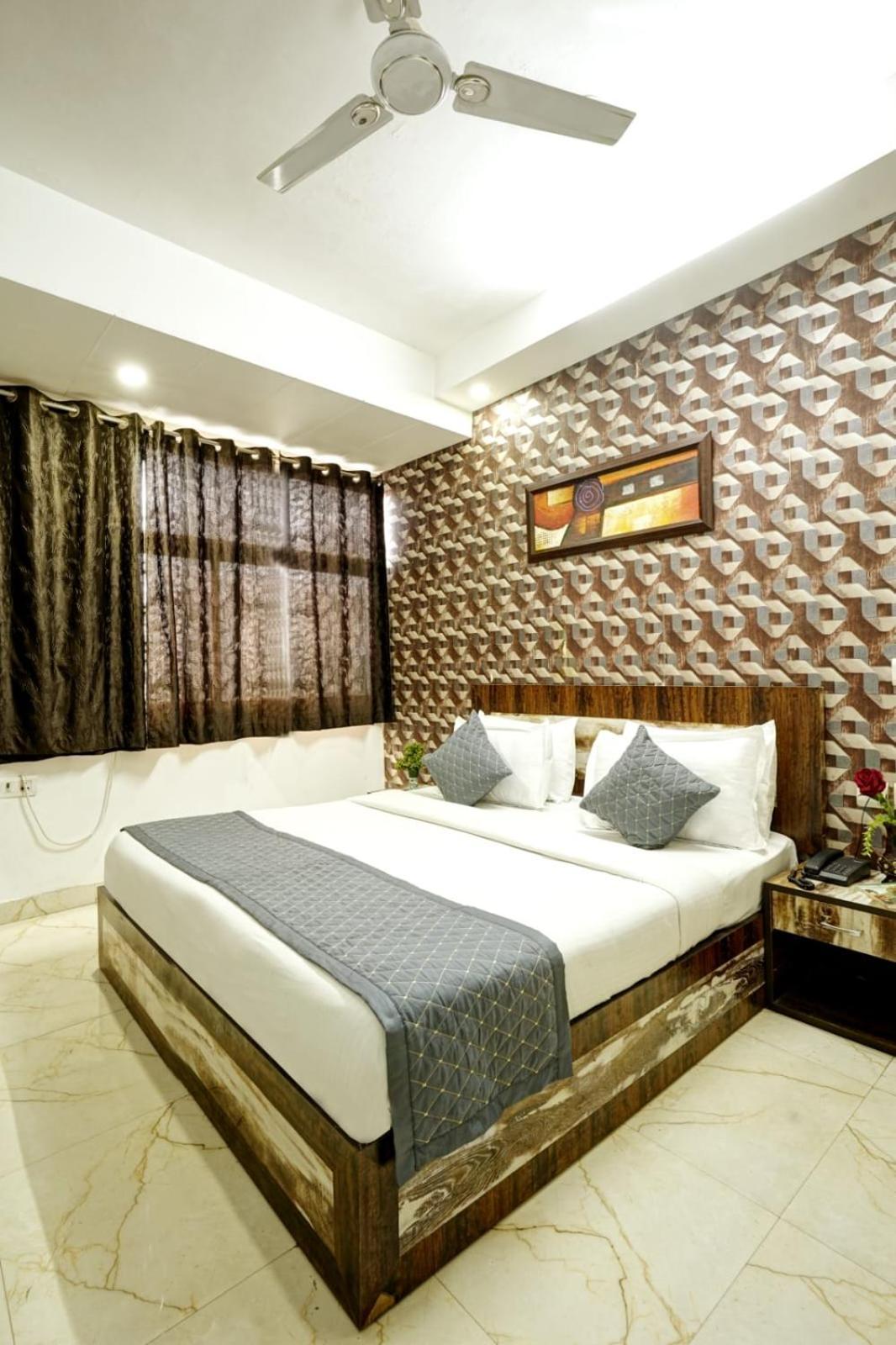 Hotel Aerotech Near Delhi Airport New Delhi