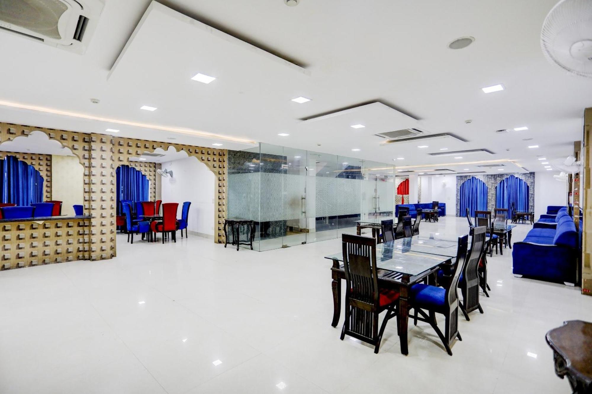 Hotel Townhouse Rivasa Regency