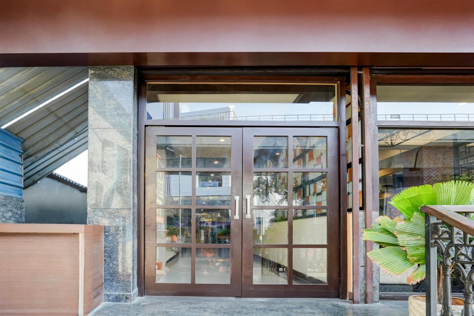 Ds Mount Near Igi Airport Delhi 4* Nova Deli