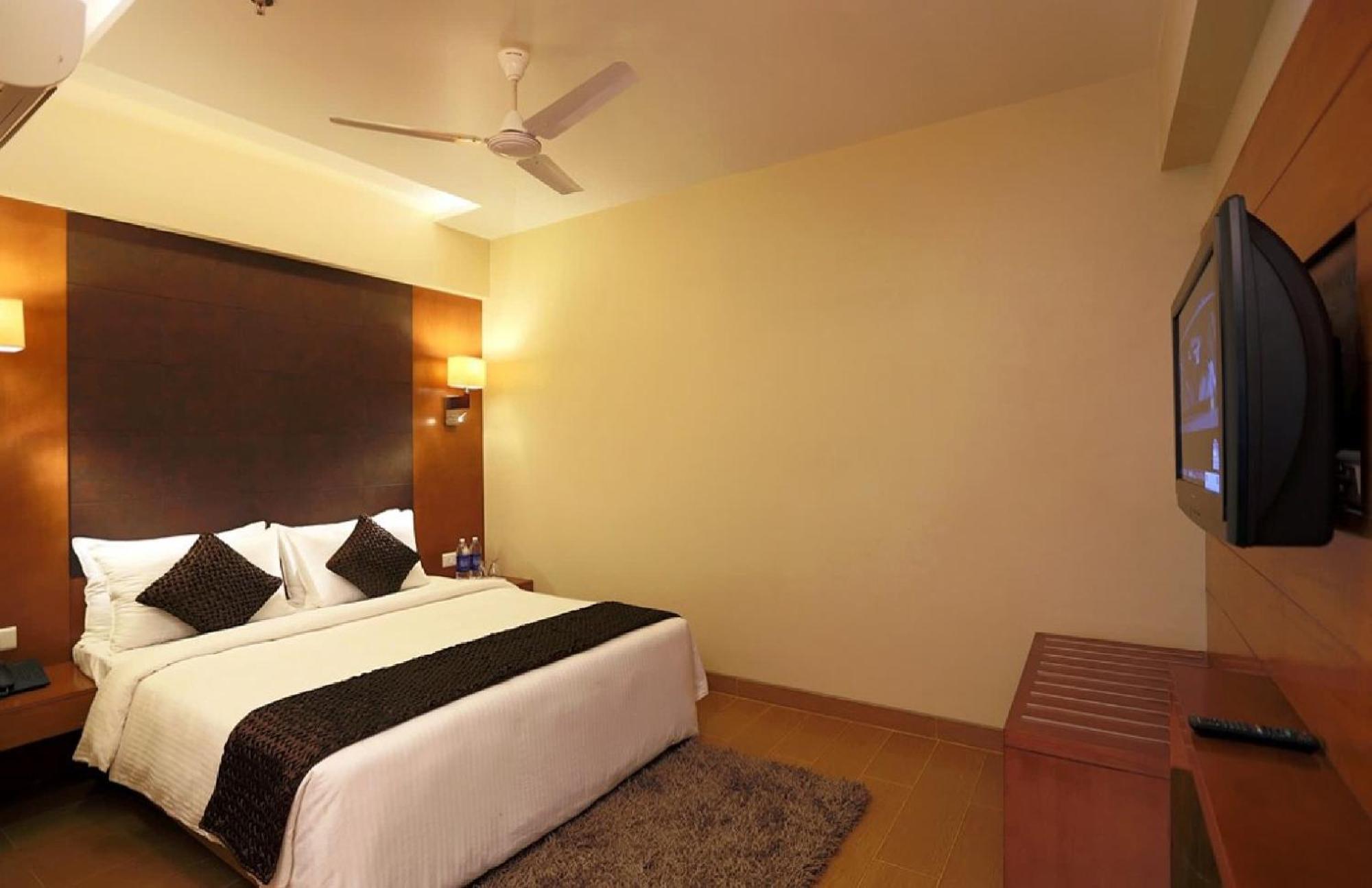 Luxury Near Delhi International Airport Hotel