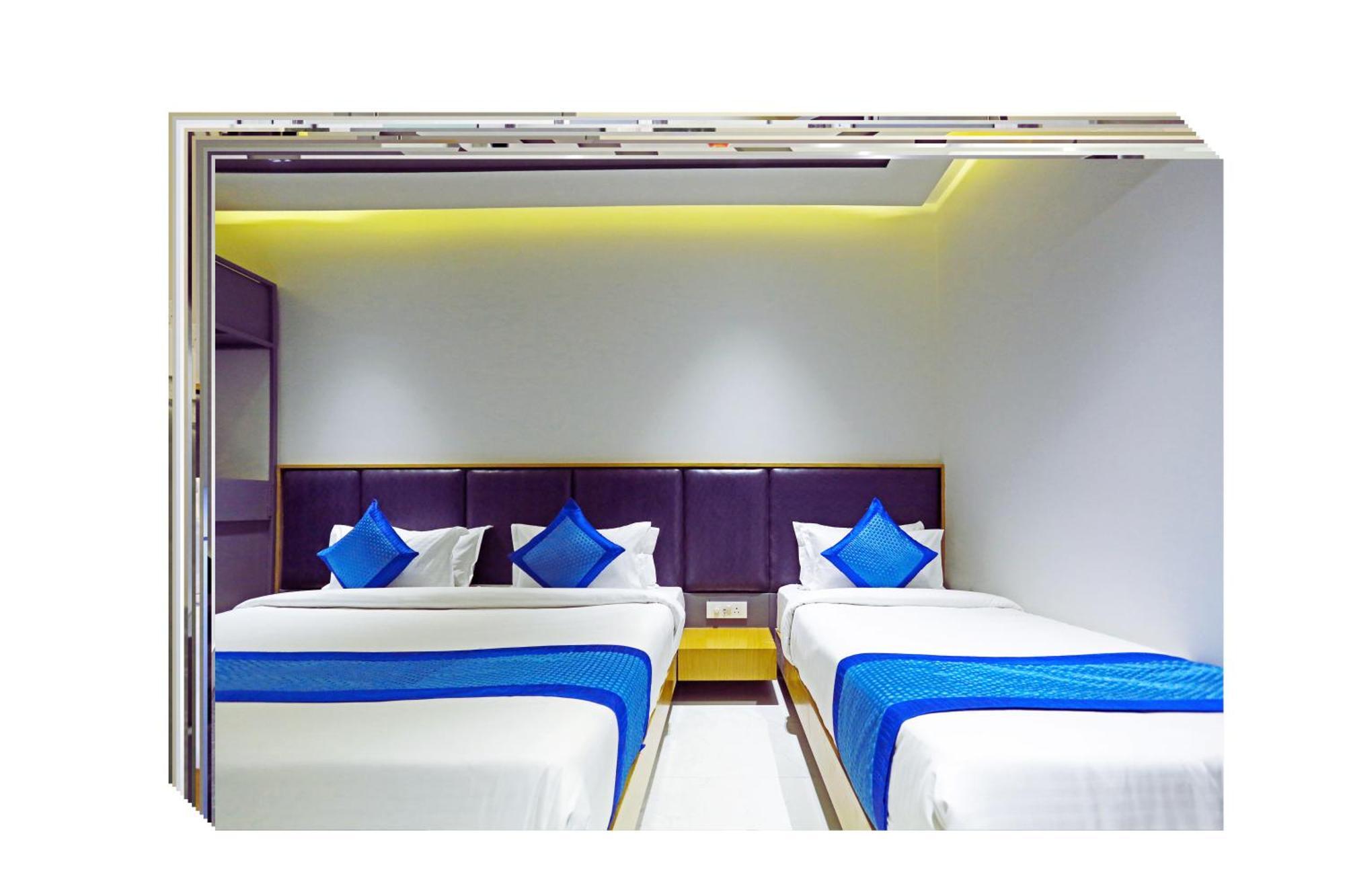 Applewood Boutique - Delhi International Airport Hotel 4*