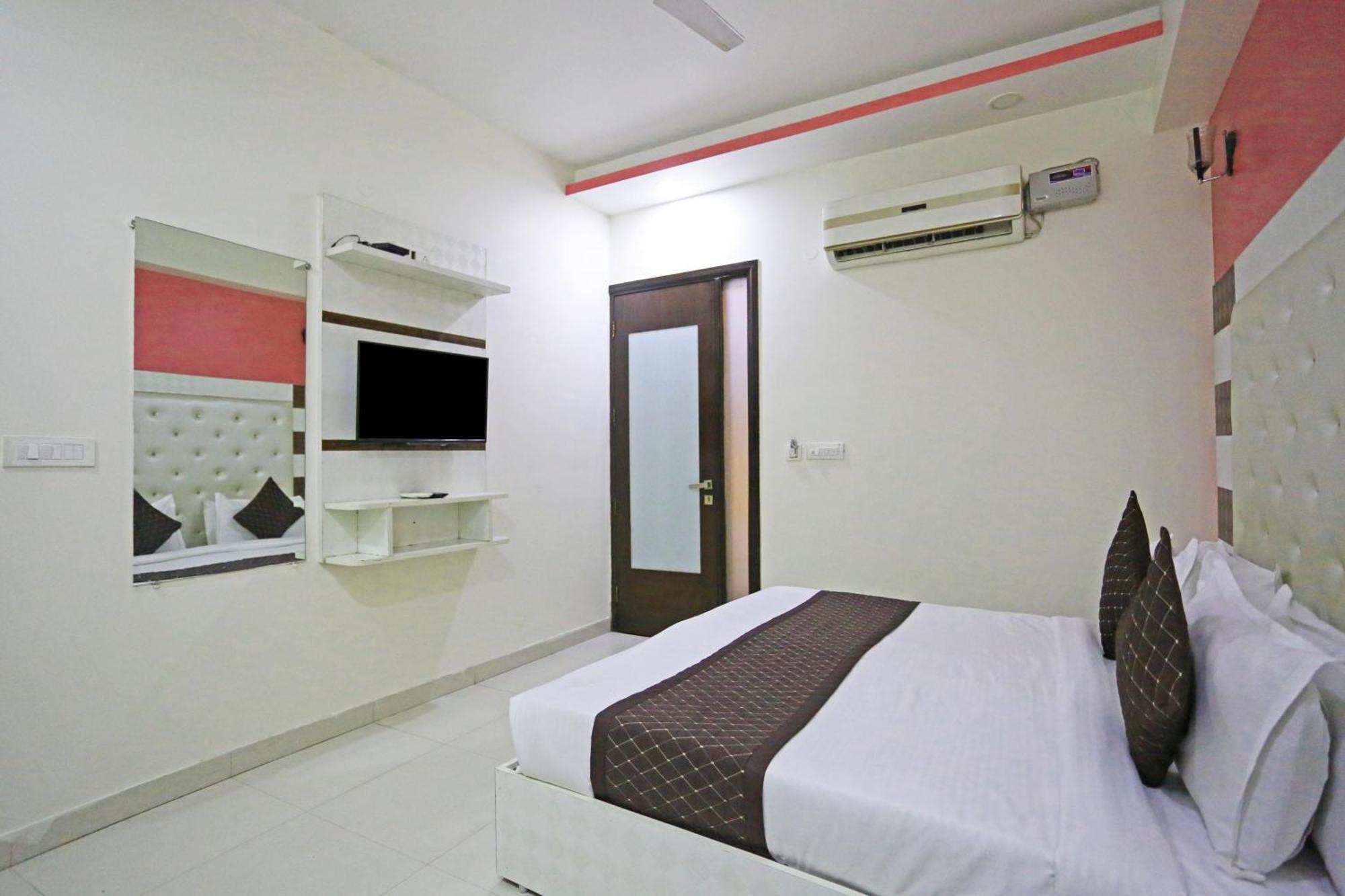 Star Inn-near Delhi Airport New Delhi