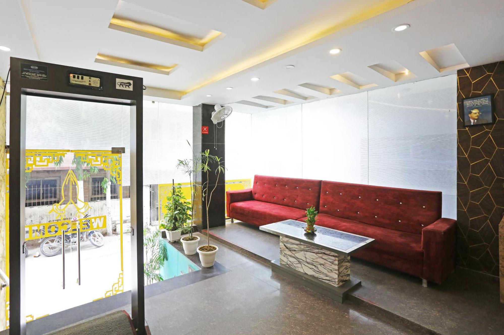 Hotel Star Inn-near Delhi Airport