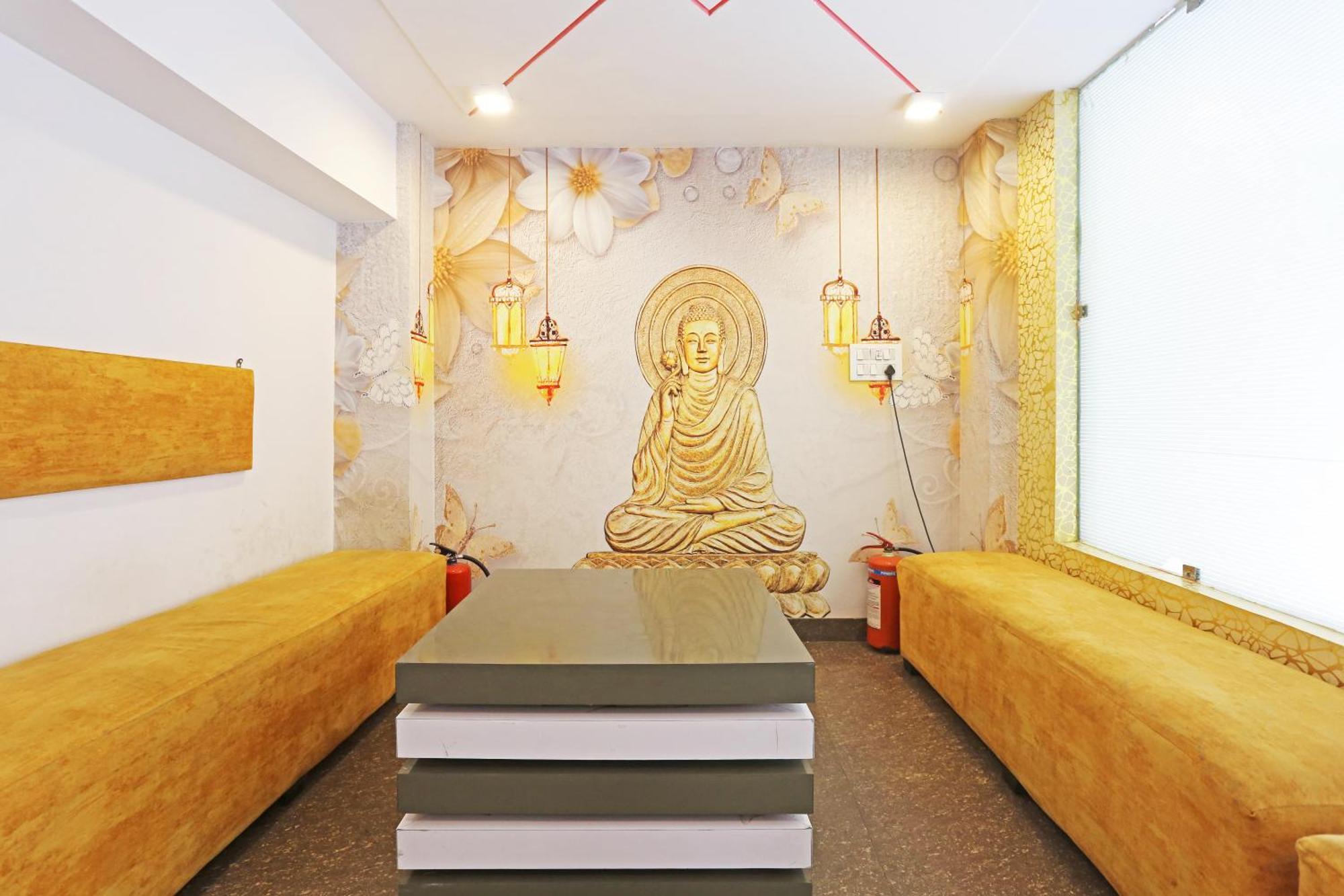 Hotel Star Inn-near Delhi Airport 4*