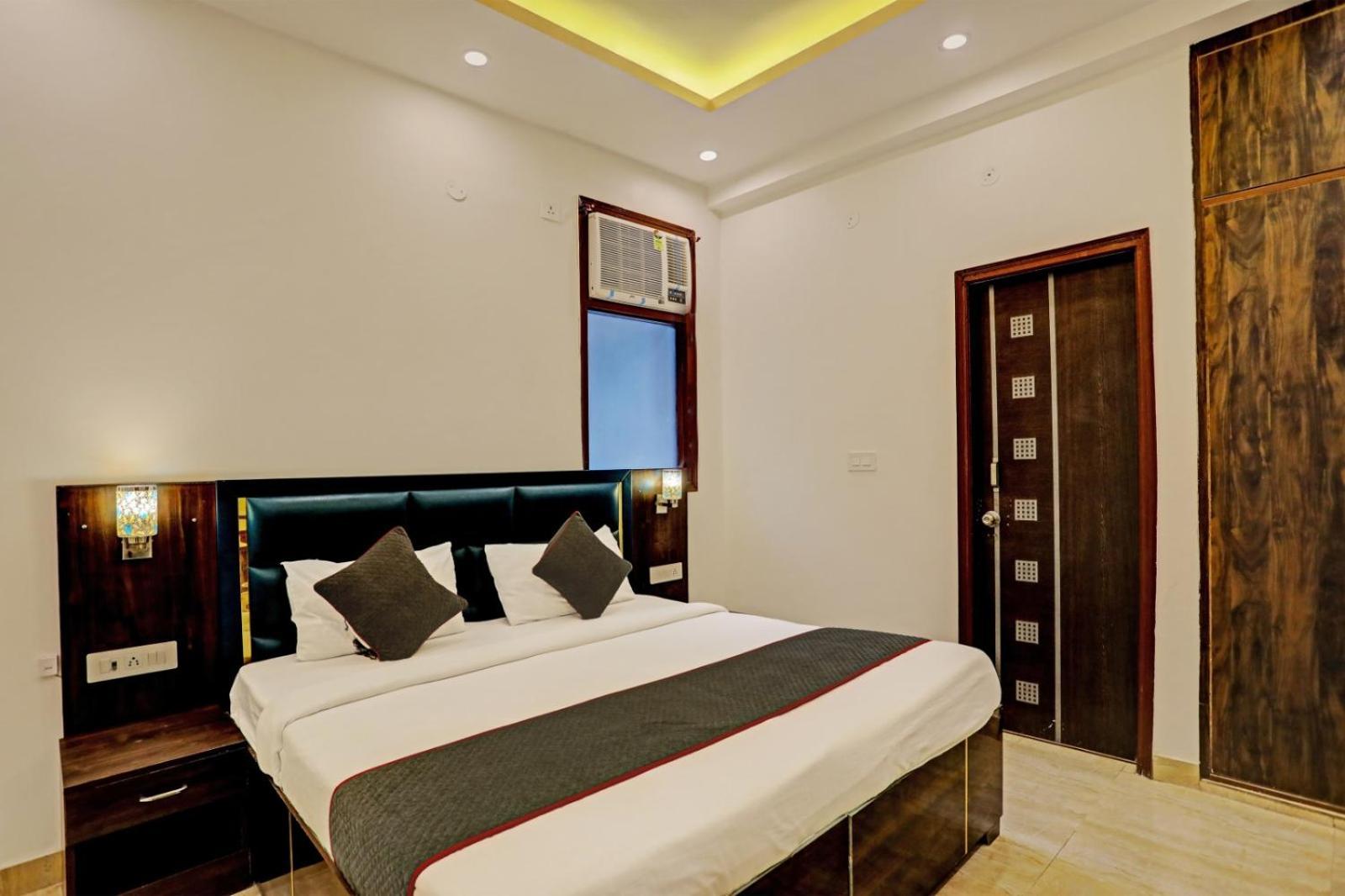 Hotel Aerotech Near Delhi Airport
