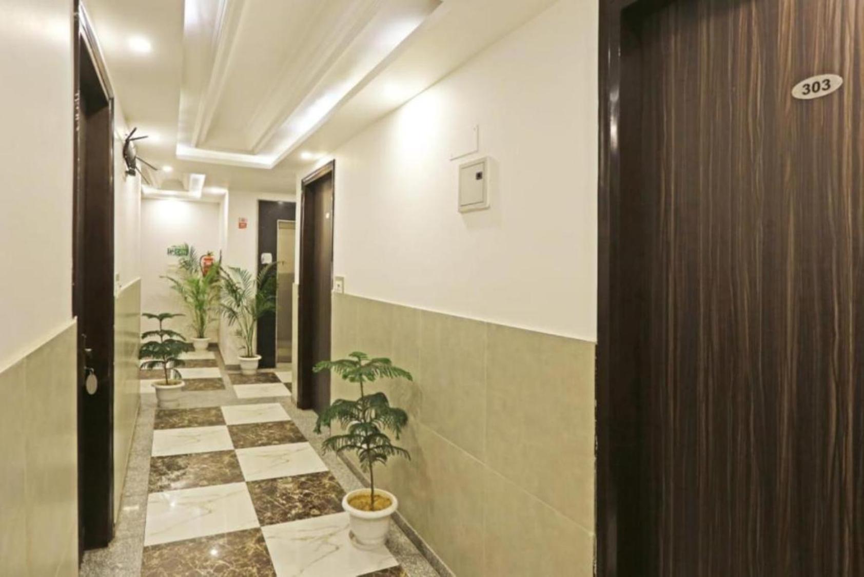 The Almora International -with Free Airport Transffer Hotel 4*