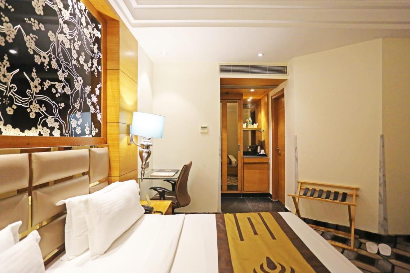 Aerotech Hotel New Delhi