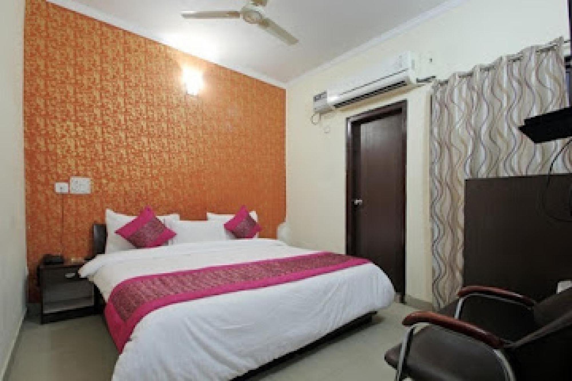 Hotel O Le Princess New Delhi