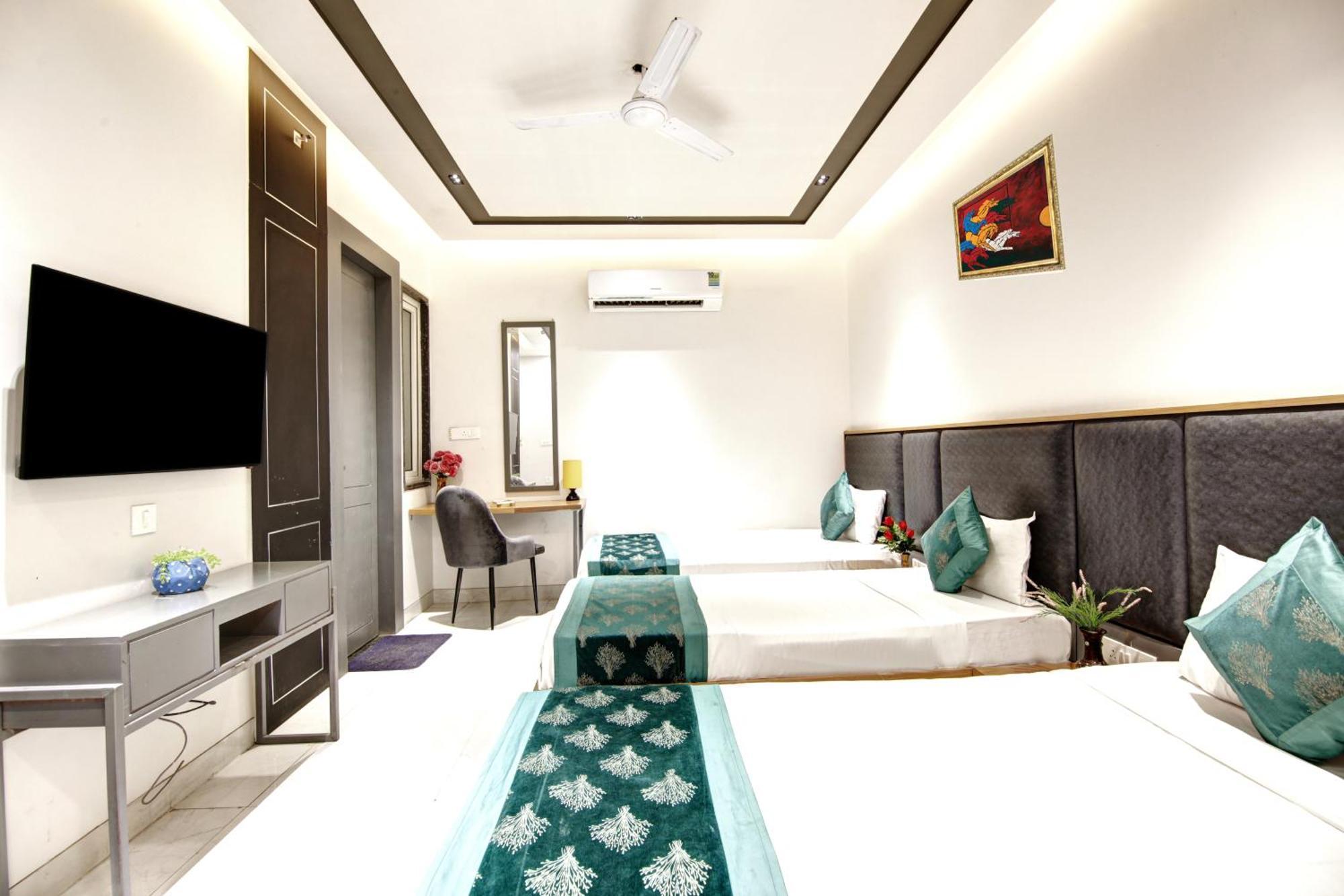 Hotel Applewood & - Free Airport Transffer 4*