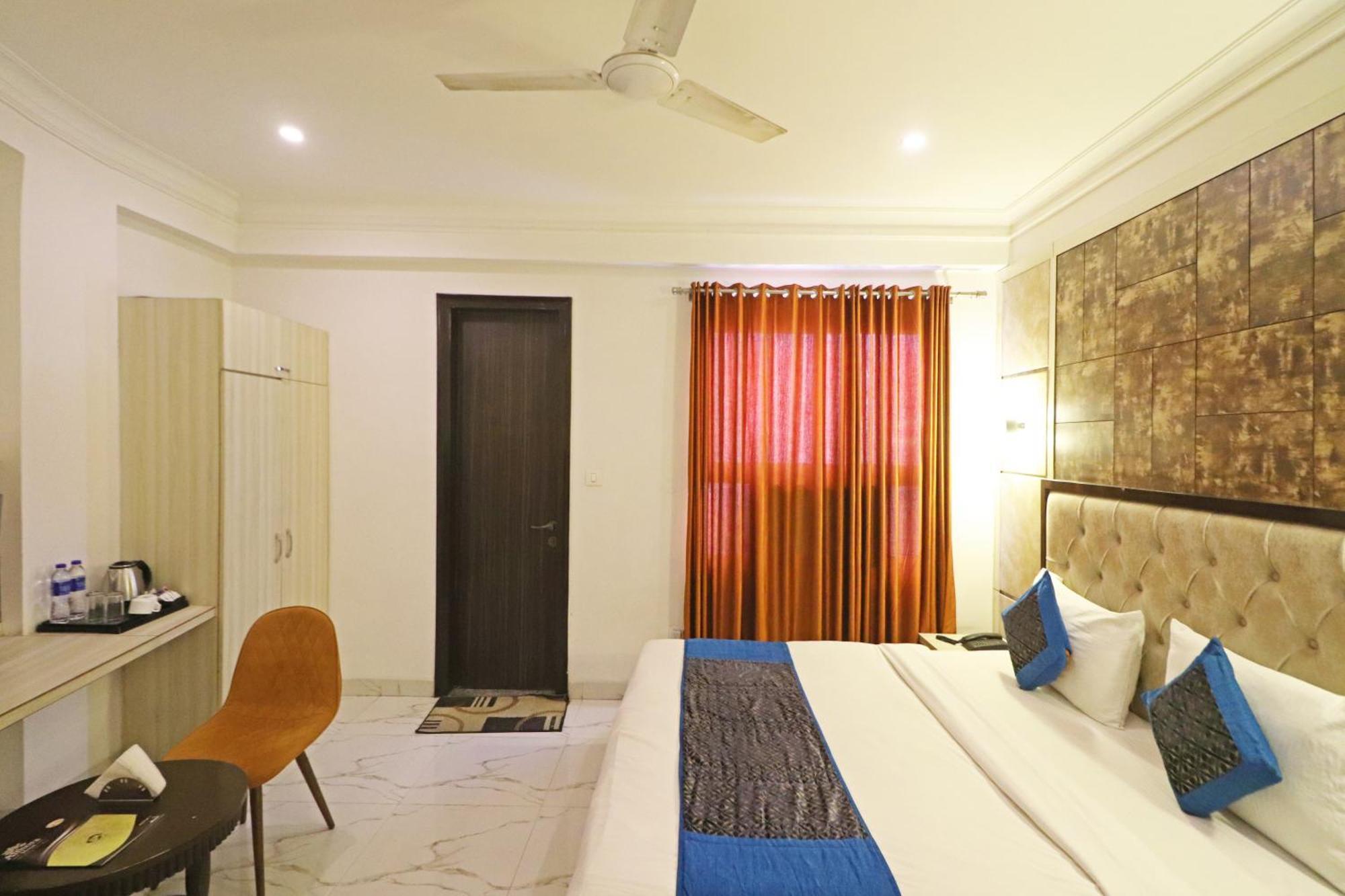 Hotel Almora - Near By Delhi International Airport - With Free Airport Pickup And Drop