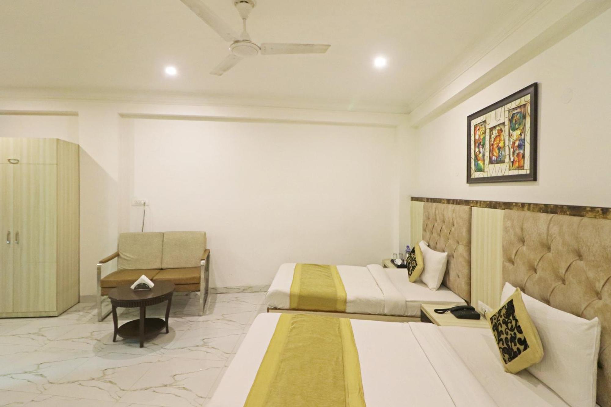 Hotel Almora - Near By Delhi International Airport - With Free Airport Pickup And Drop
