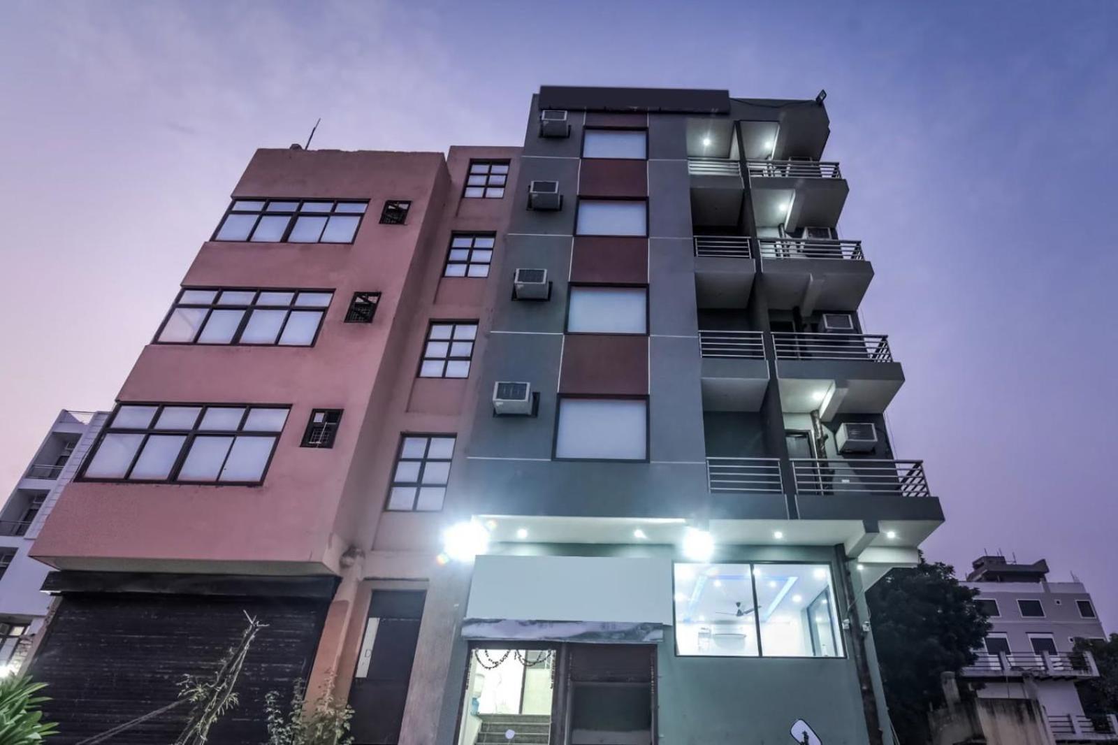 Aerostar Gold - Opposite Max Healthcare Hotel Delhi (National Capital Territory of India)