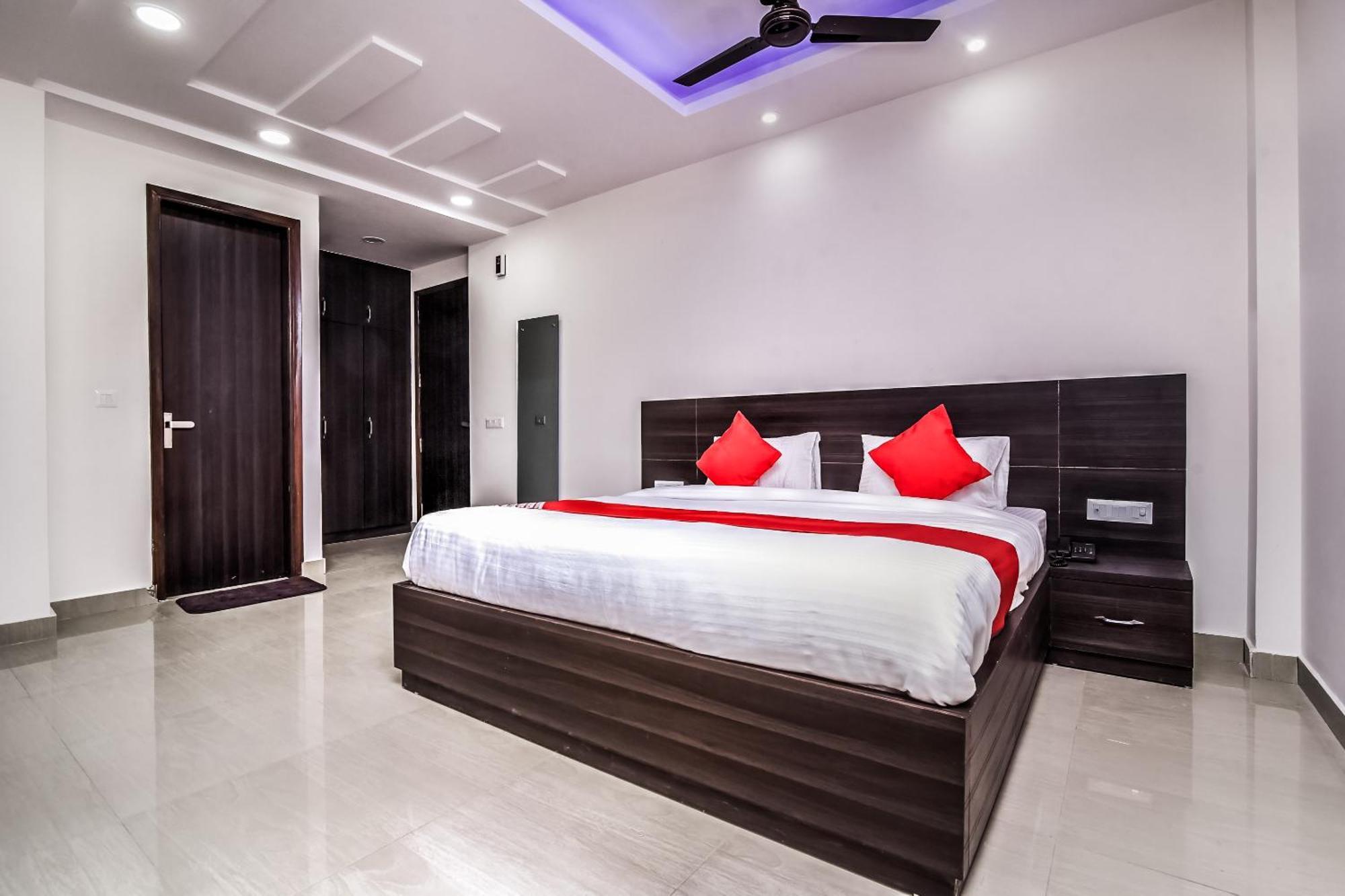 Aerostar Gold - Opposite Max Healthcare 3* Delhi (National Capital Territory of India)