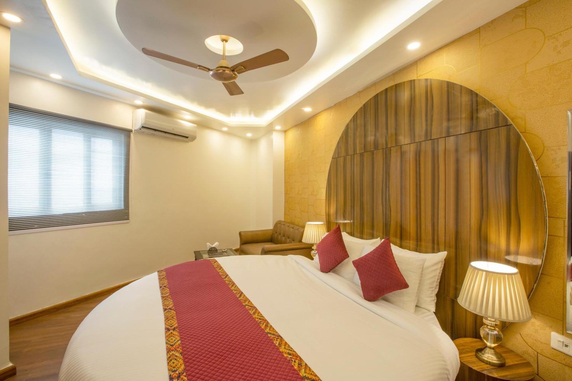 Hotel Luxury Near Igi Airport New Delhi