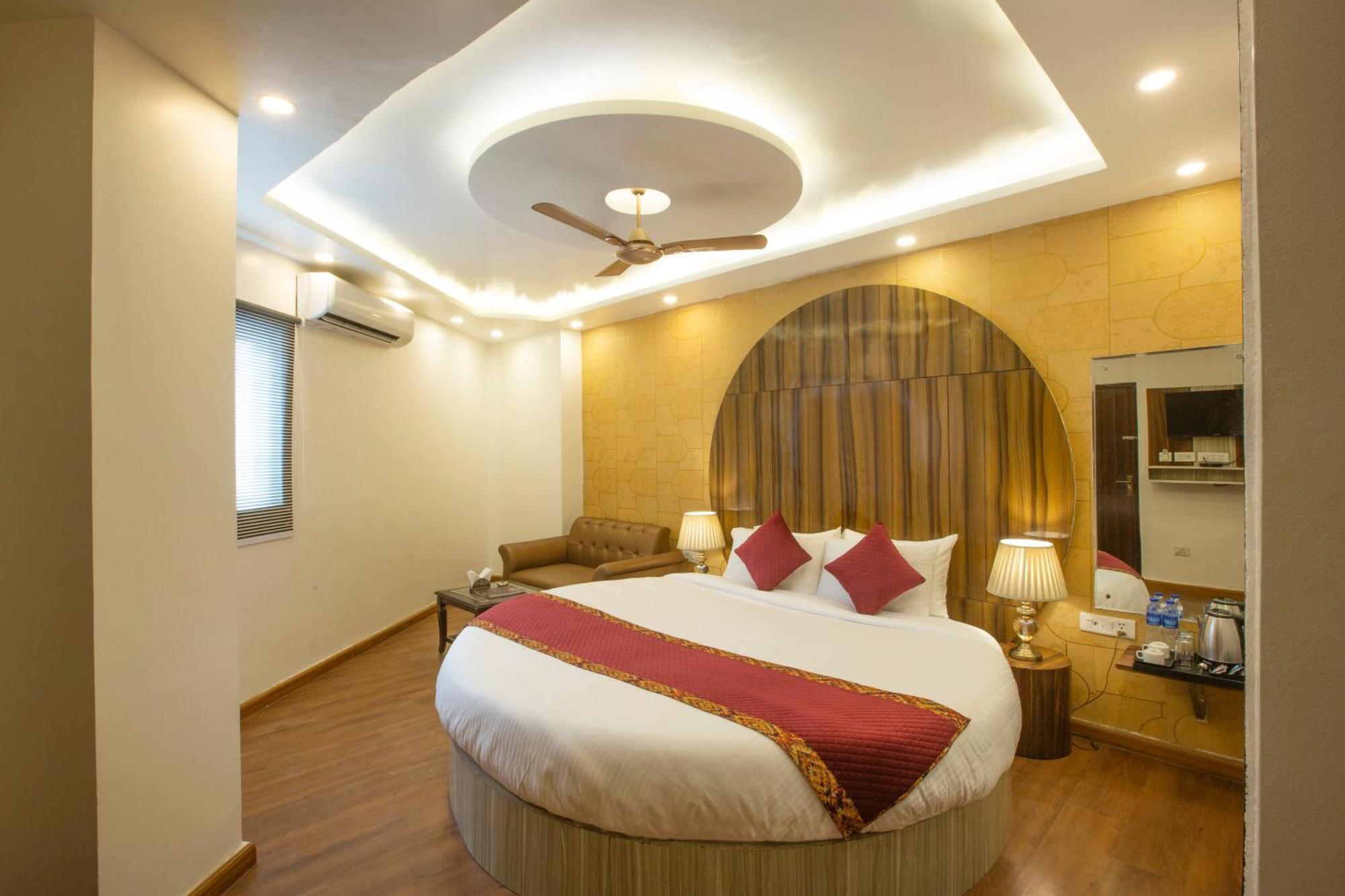 Luxury Near Igi Airport New Delhi
