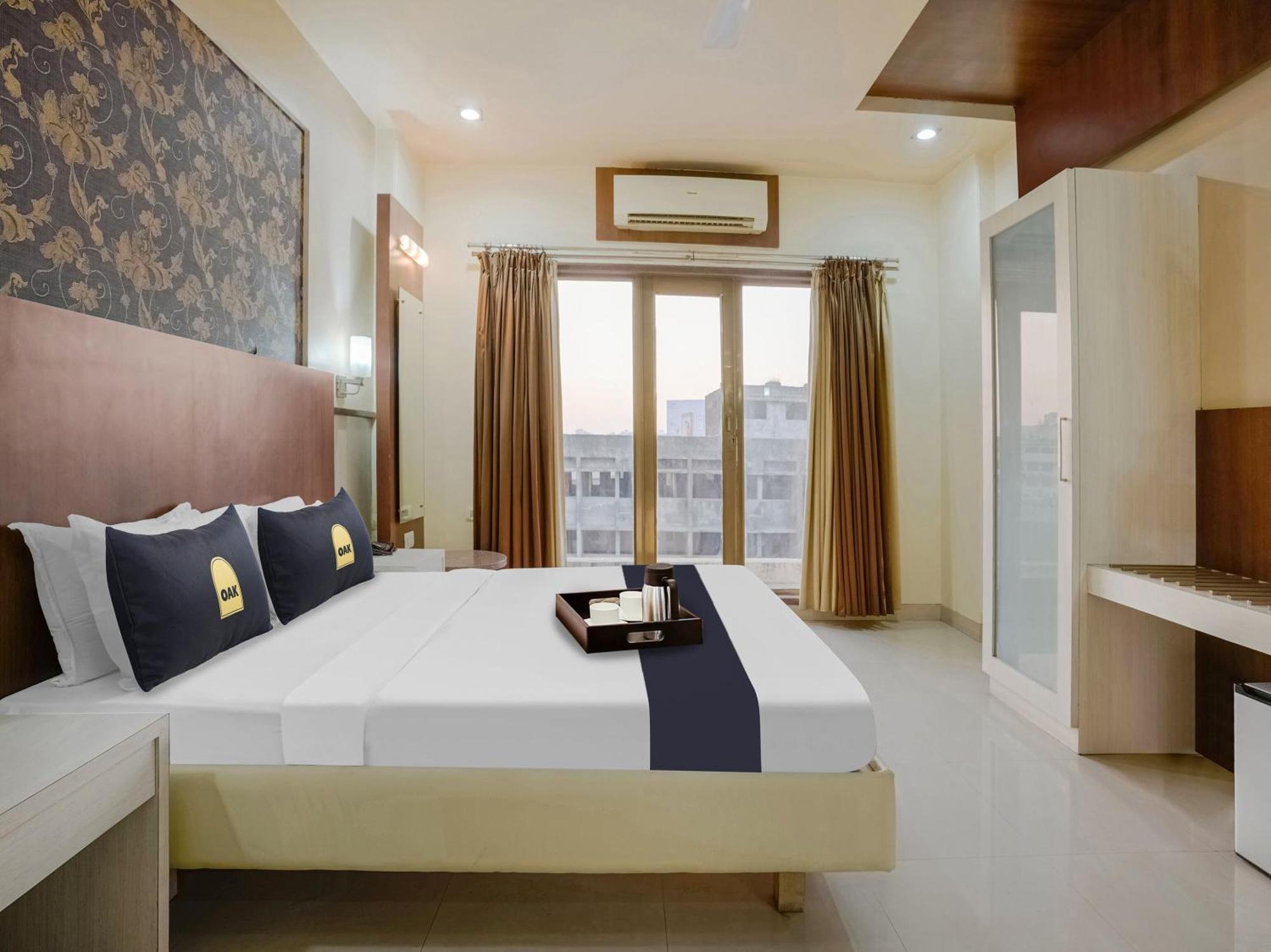 Krone Plaza Near Igi Airport Hotel 4*