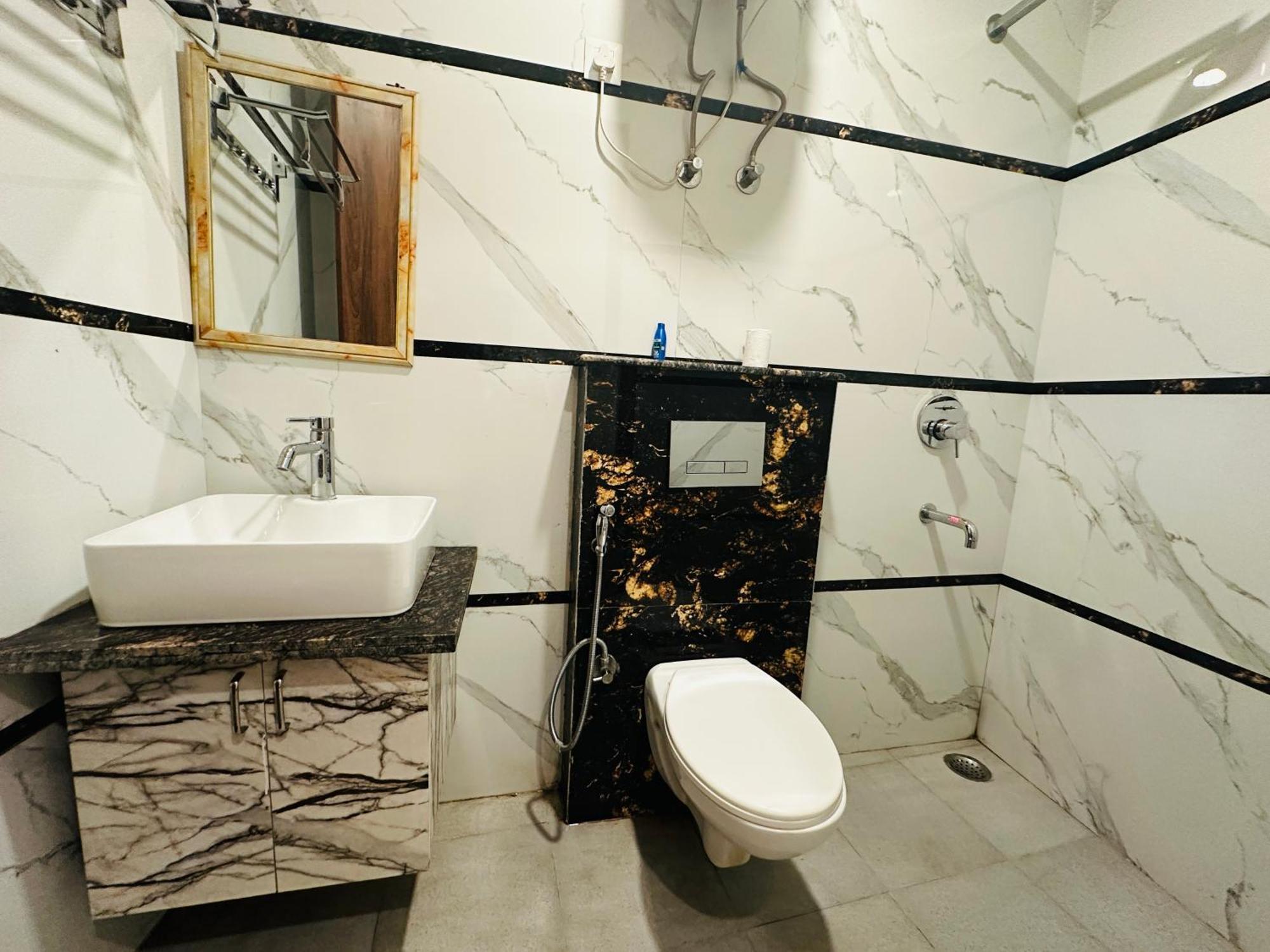 De Clark Residency Delhi Airport New Delhi
