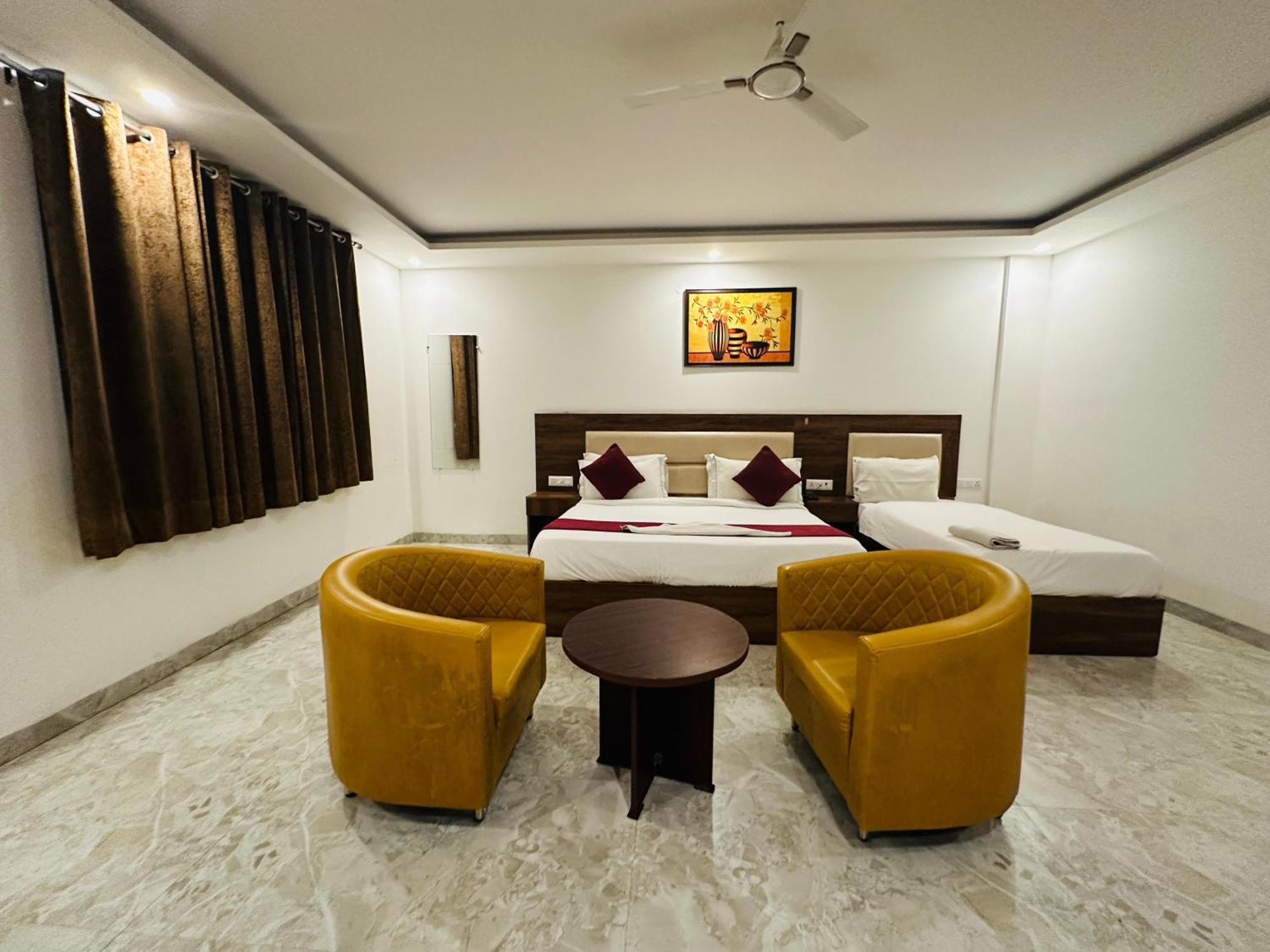 De Clark Residency Delhi Airport